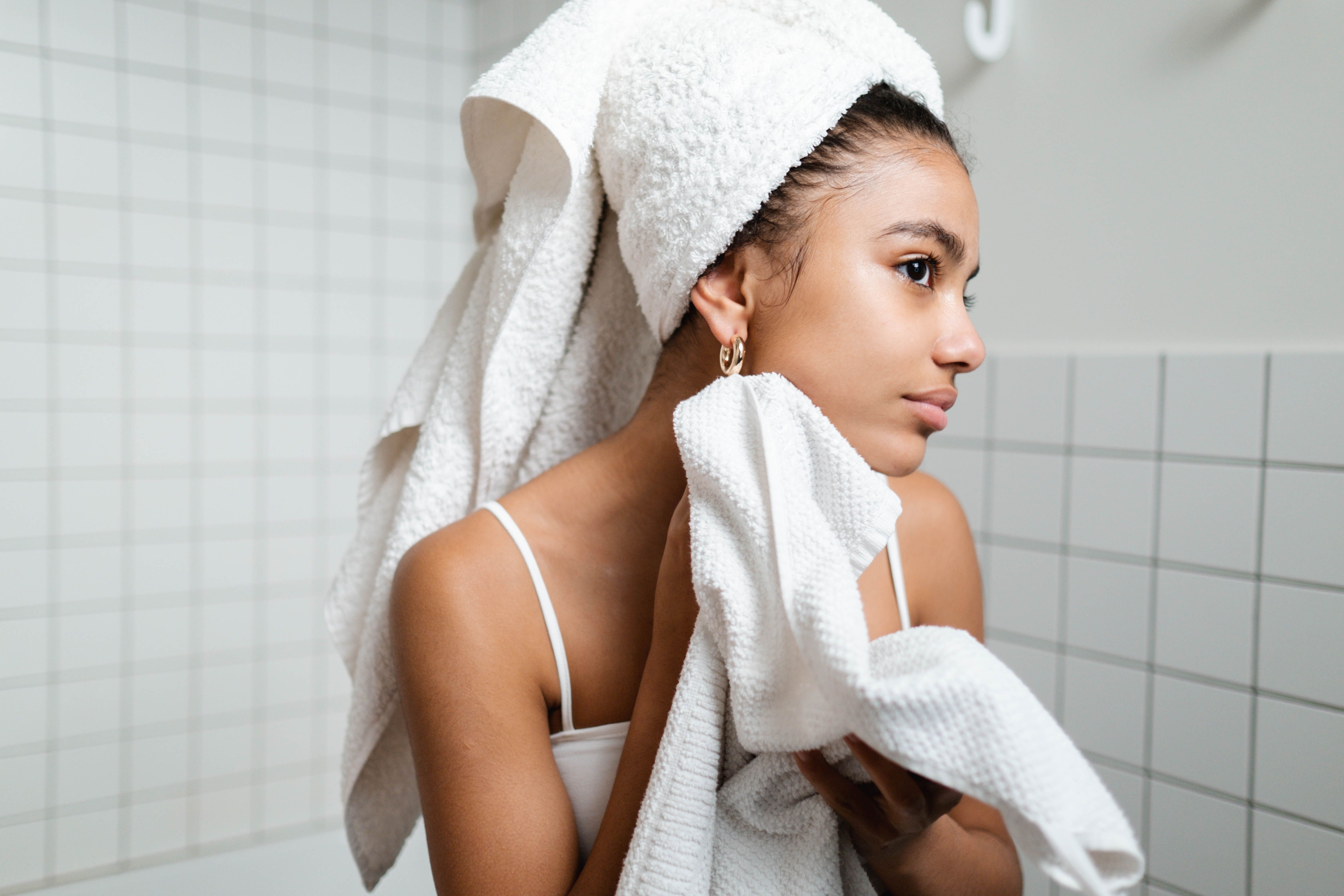 Can You Wear Gold in the Shower?