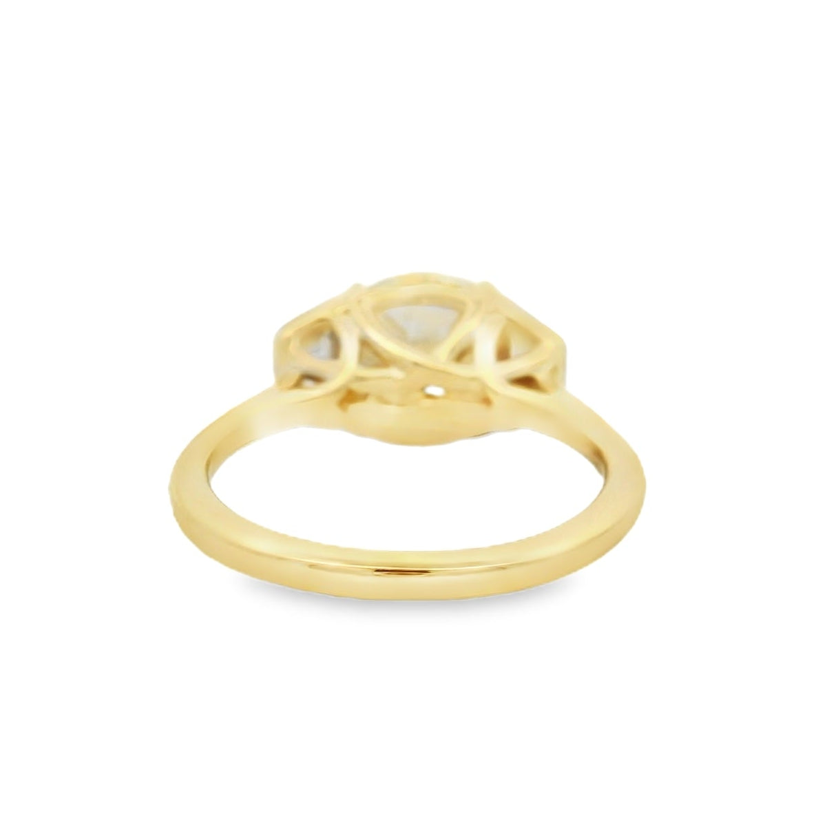 Cushion-Cut Diamond Multistone Ring in Yellow Gold