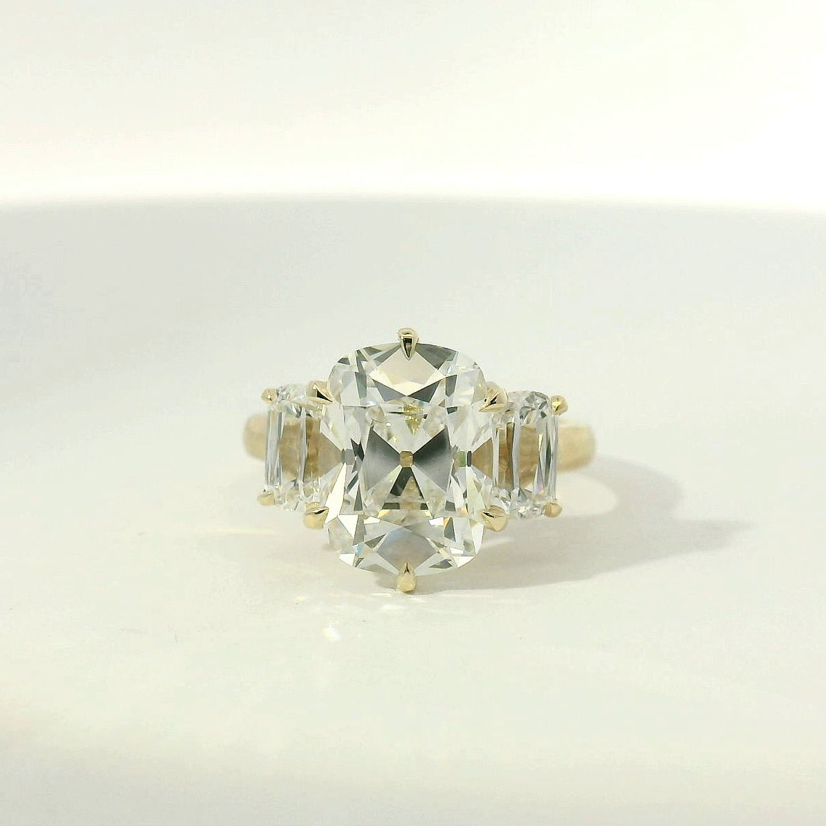 Oval Cut Diamond Multistone Ring in Yellow Gold
