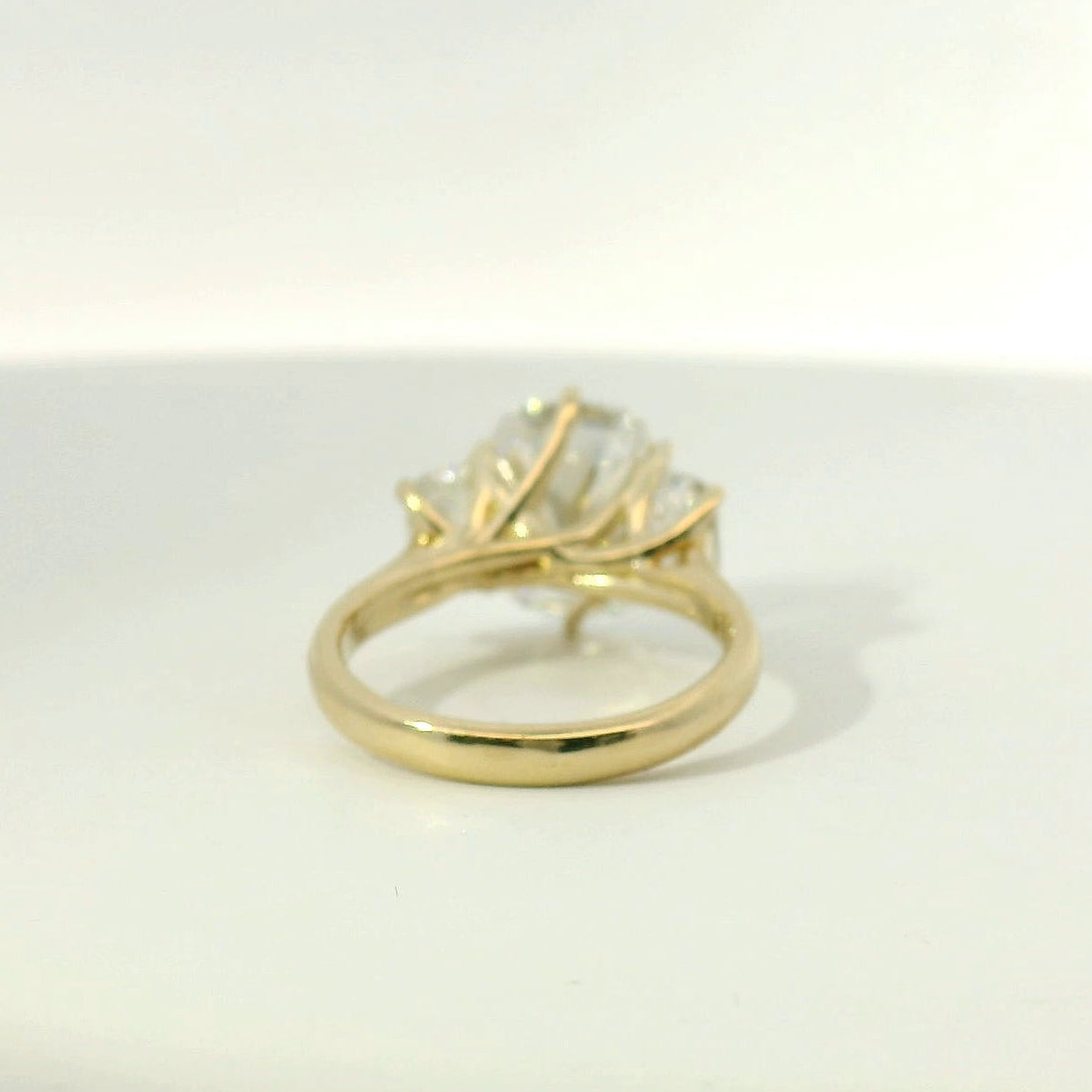 Oval Cut Diamond Multistone Ring in Yellow Gold