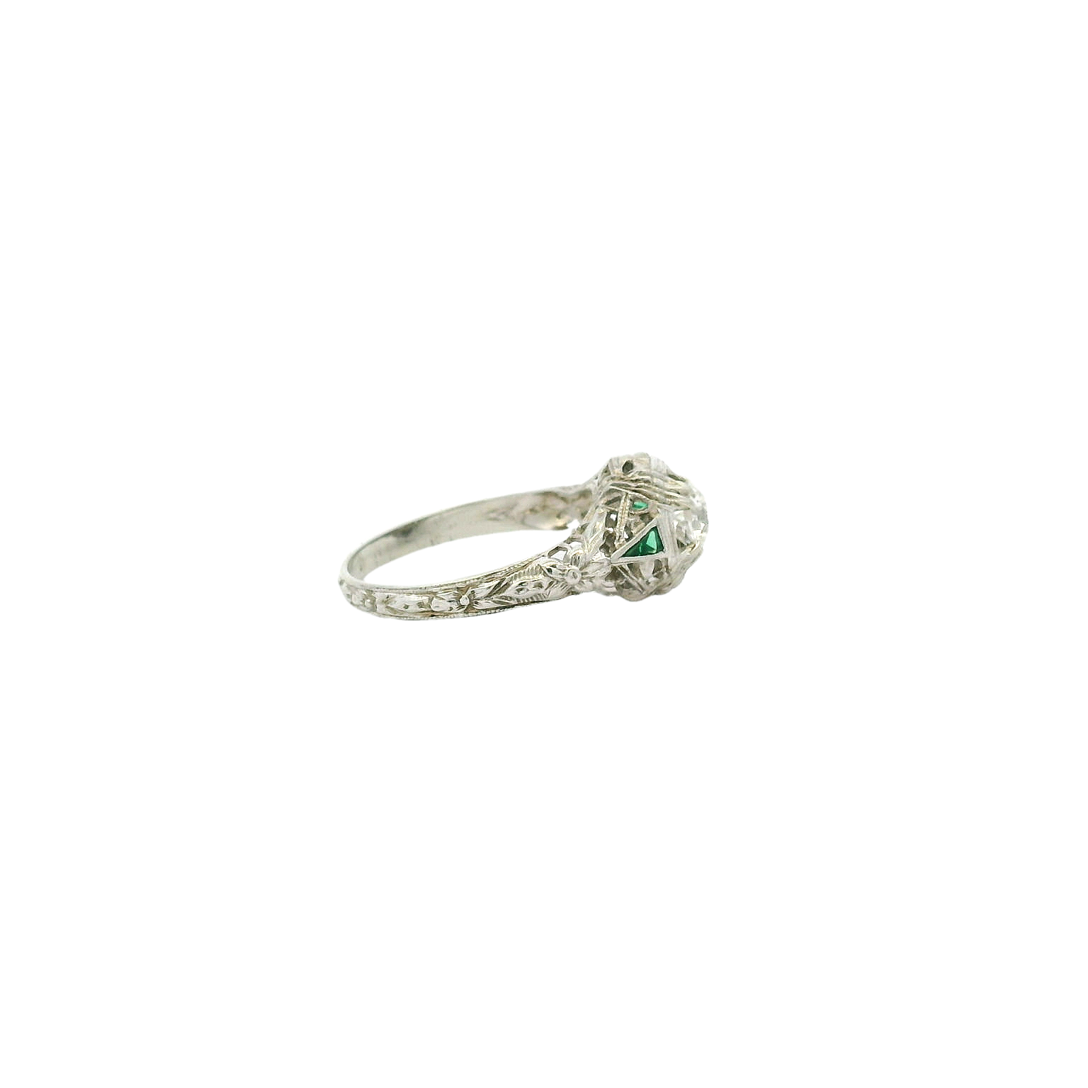 Vintage 18KWG Diamond & Emerald Ring