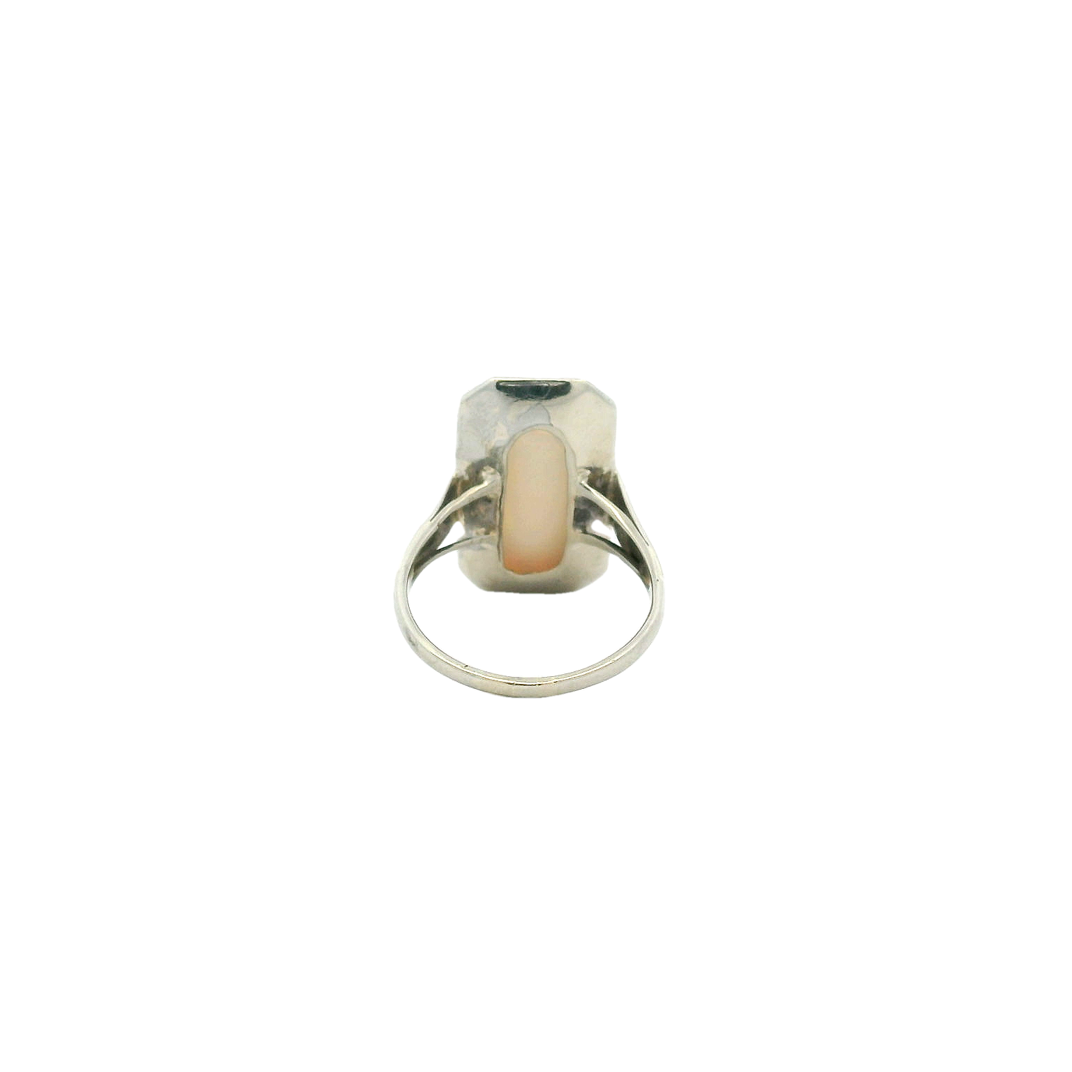 Vintage 14KWG Engraved White Crystal Opal Ring