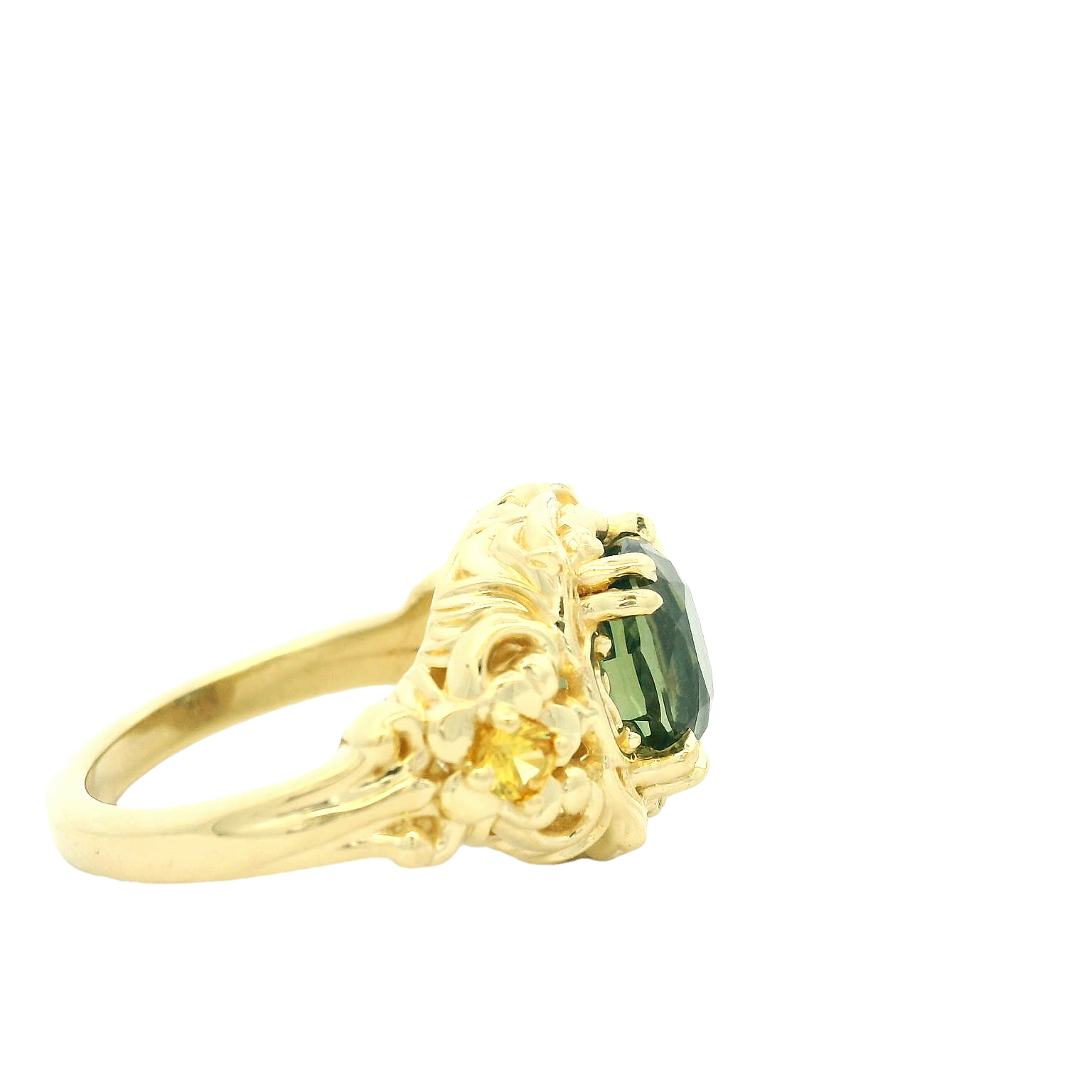 Elegant Gold Ring with Green Gemstone