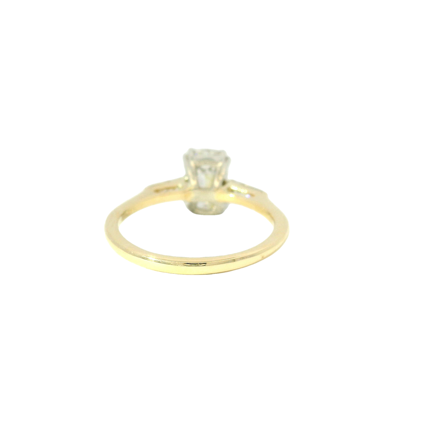 Elegant Gold Diamond Ring