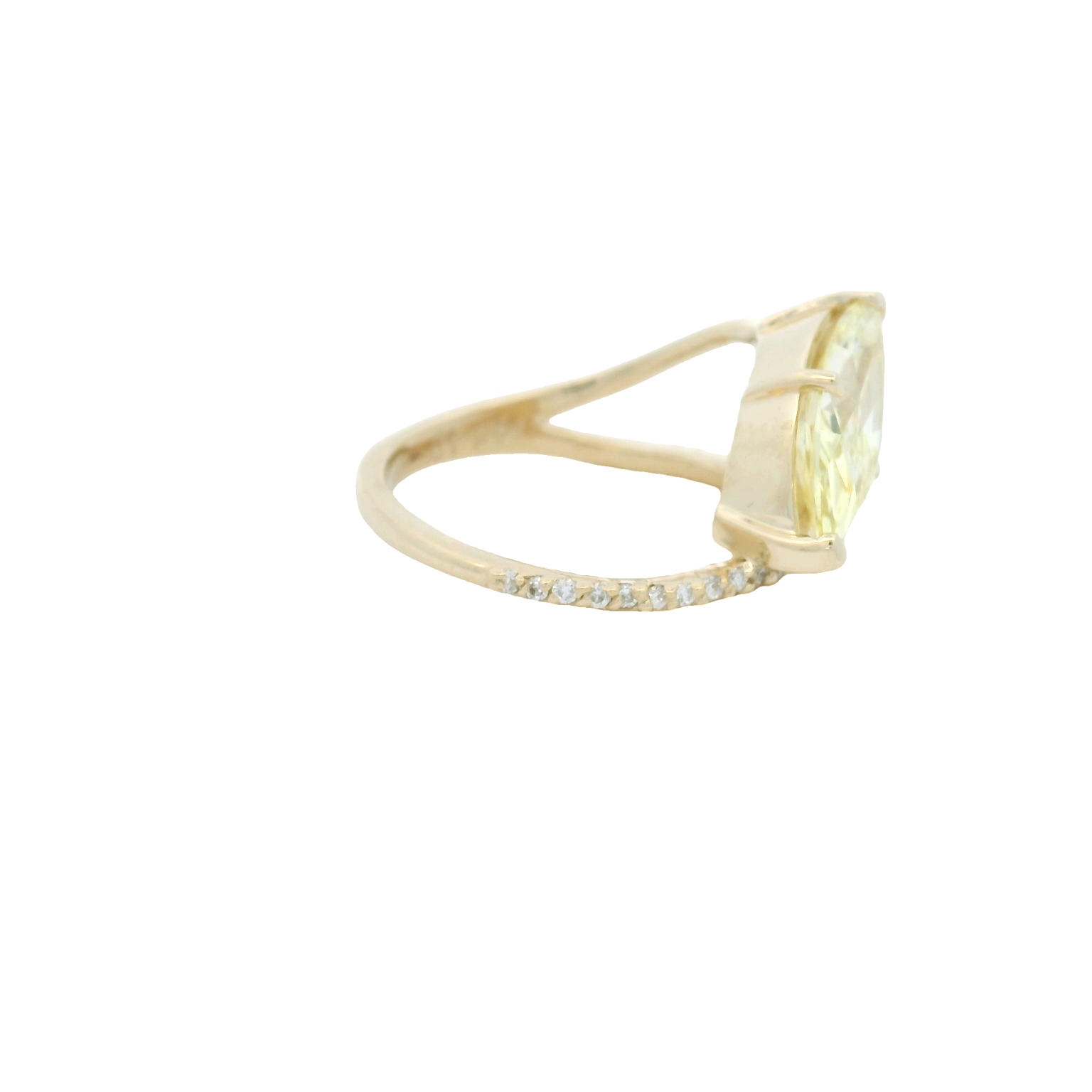 Elegant Yellow Diamond Ring