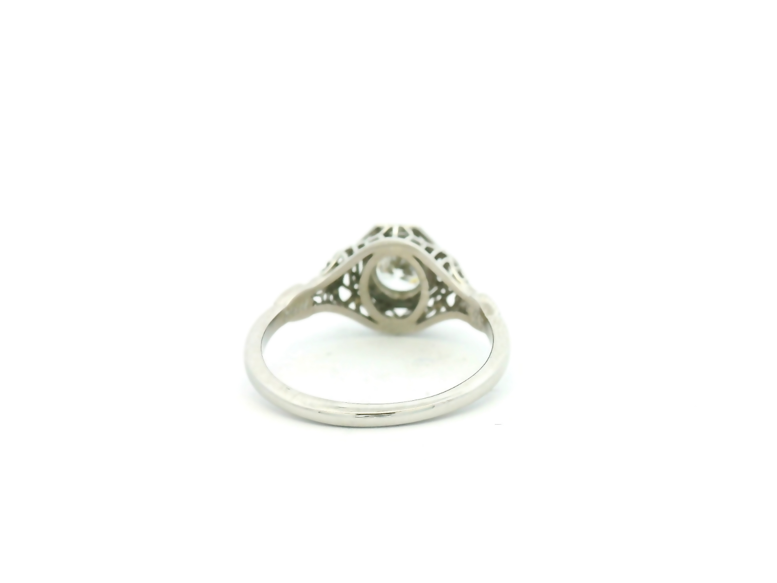Elegant Vintage Diamond Ring