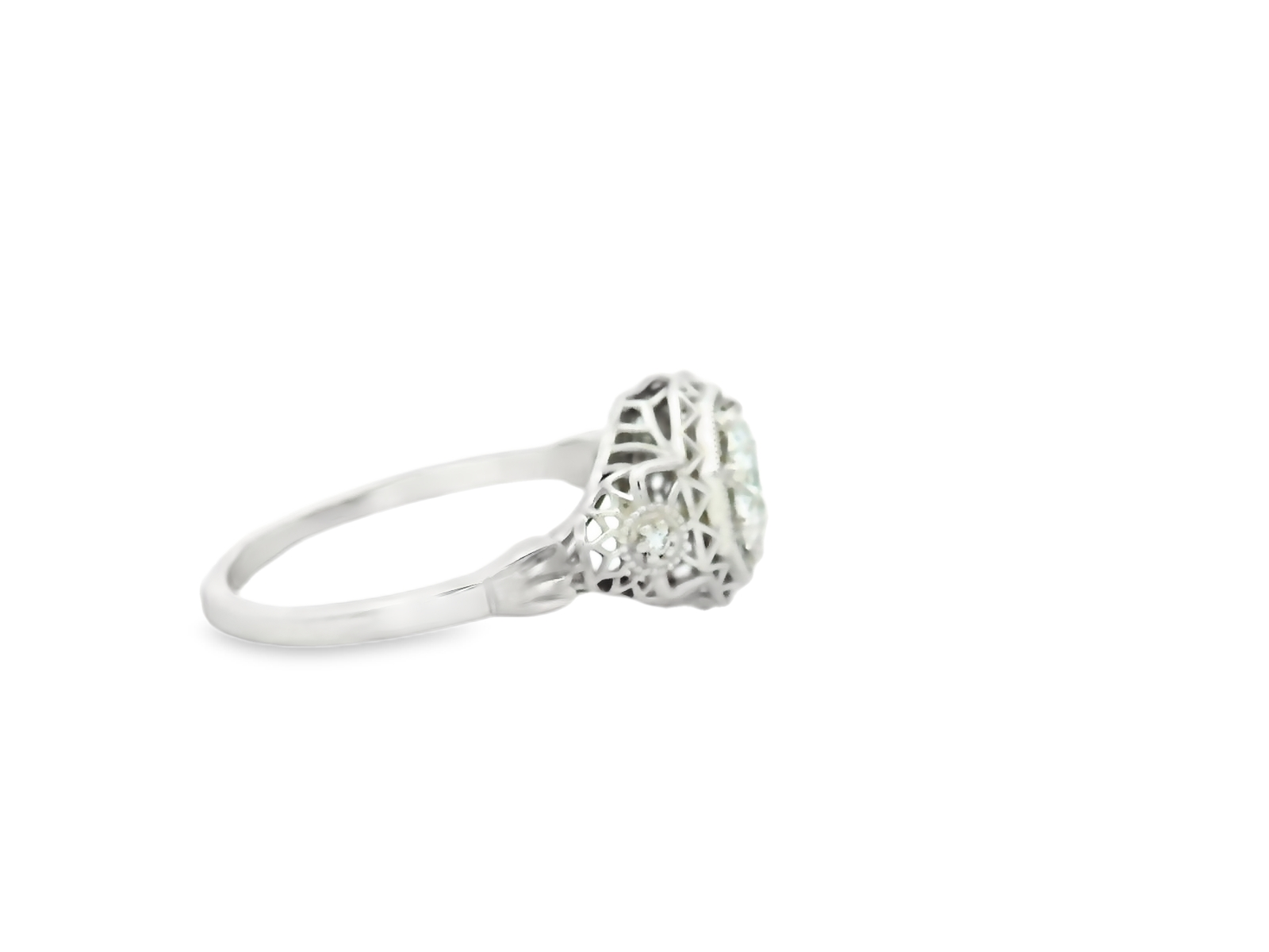 Elegant Vintage Diamond Ring