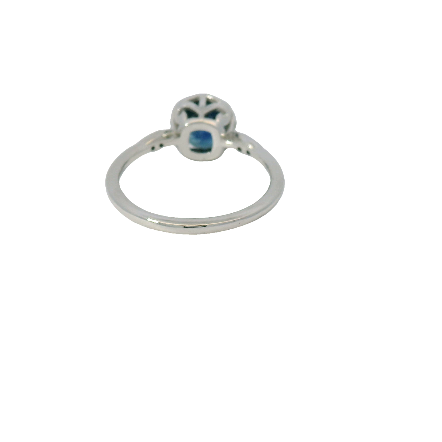 Elegant Floral Design Ring