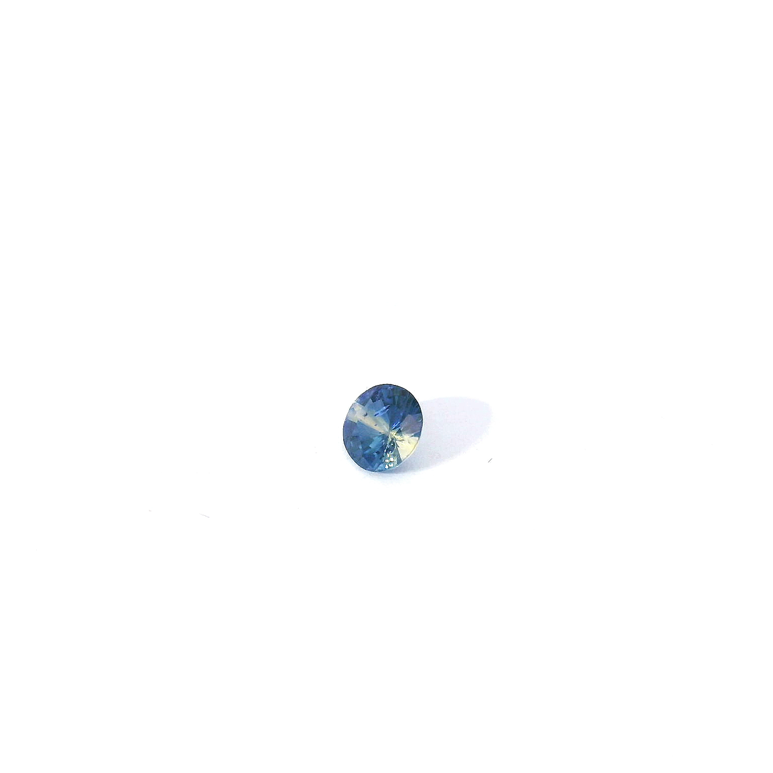 bi-color round sapphire
