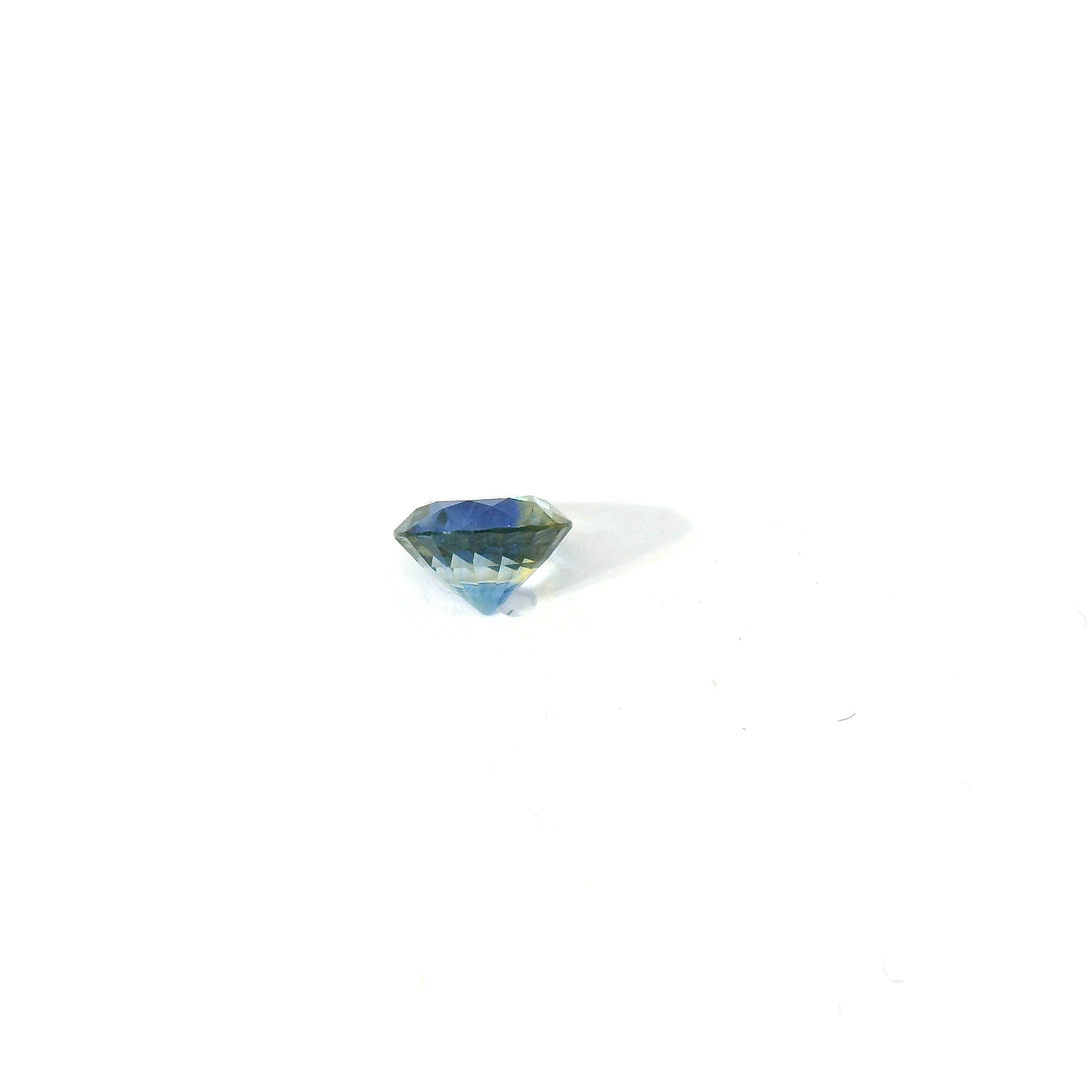 bi-color round sapphire