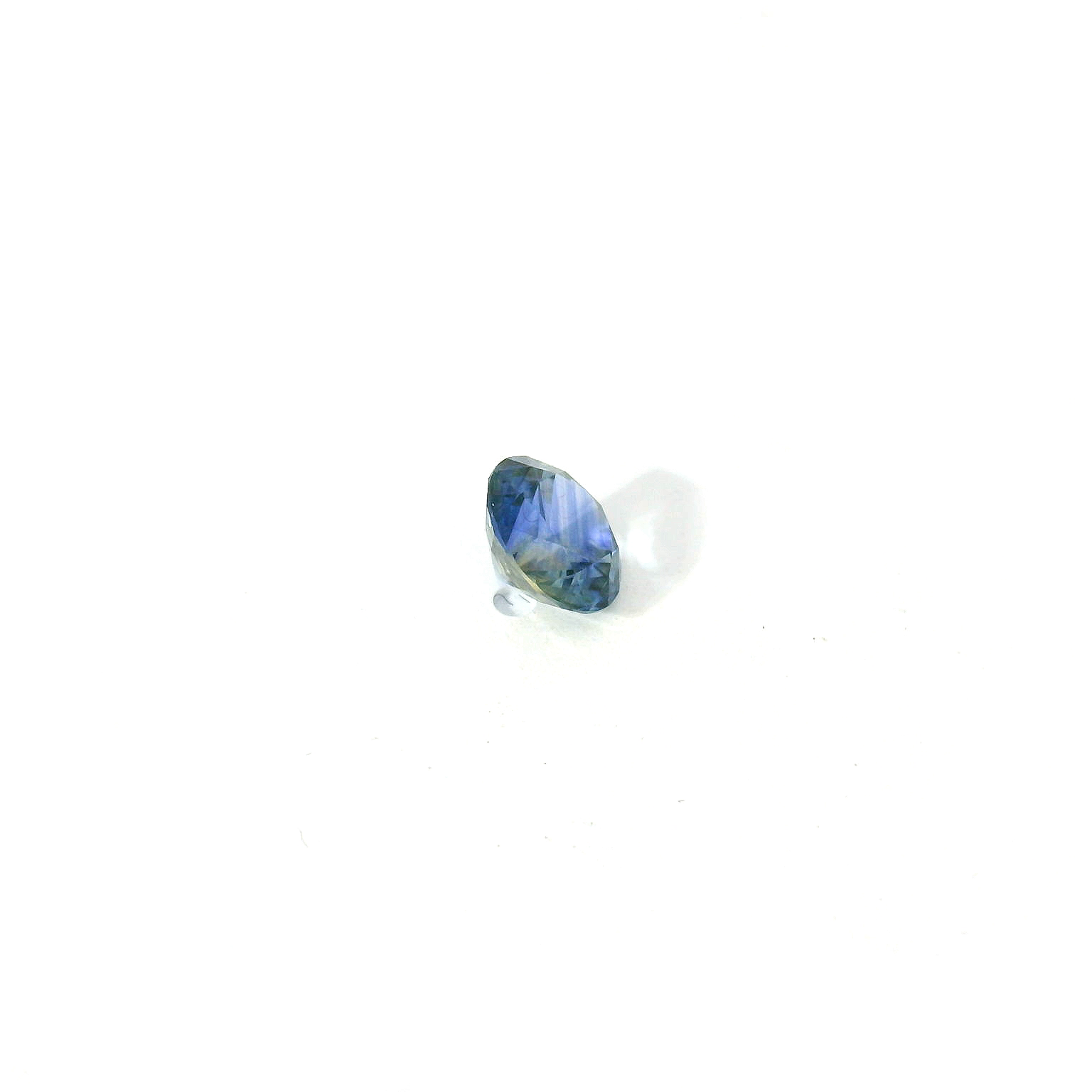 bi-color round sapphire