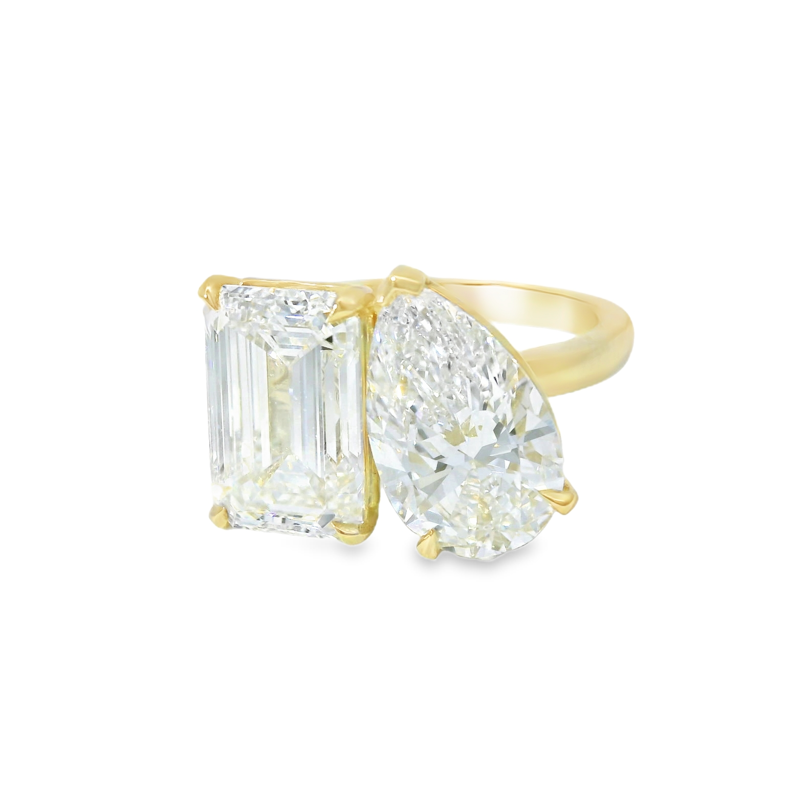 Yellow Gold Ring with Emerald Cut Diamond