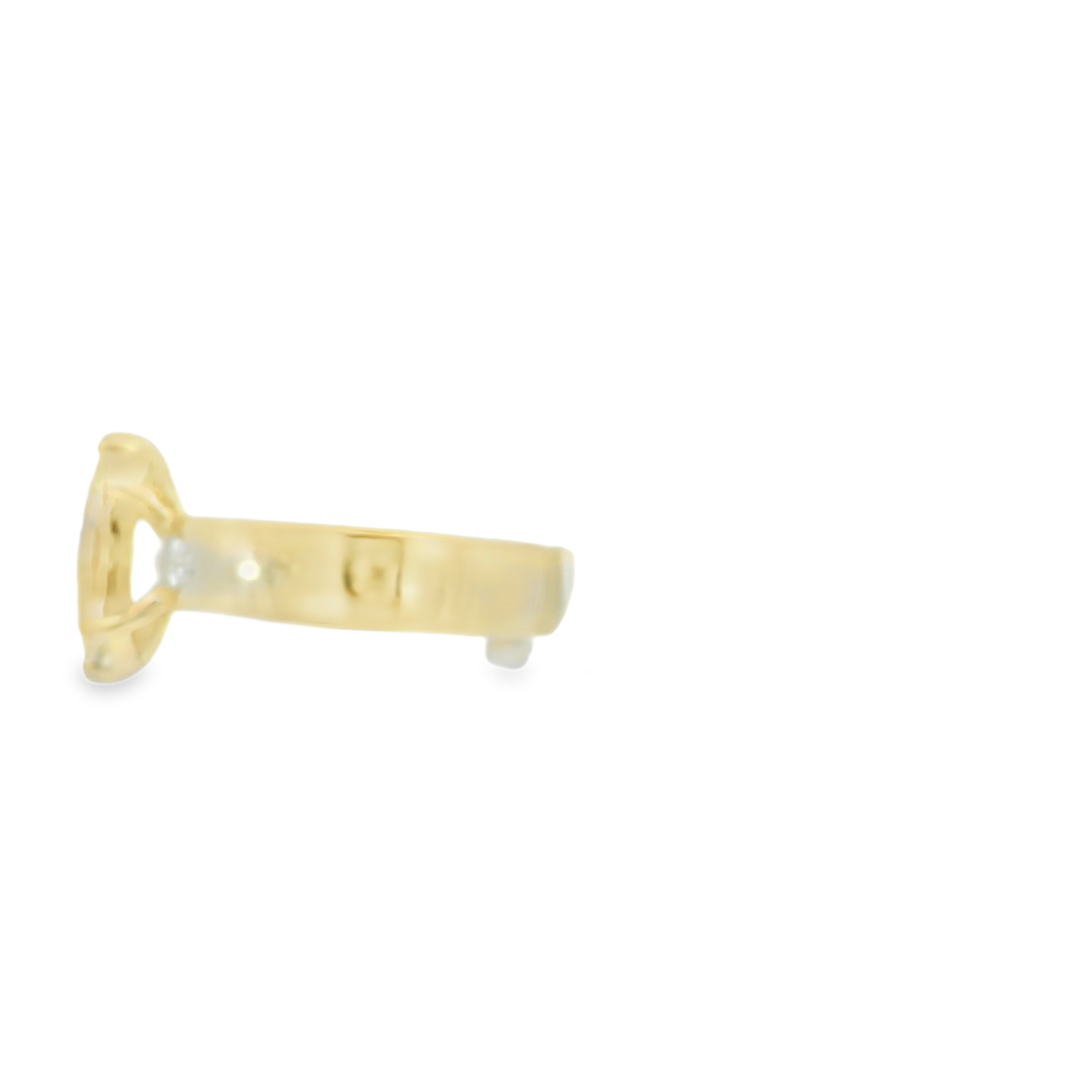 Yellow Gold Solitaire Ring with Cushion Cut Diamond