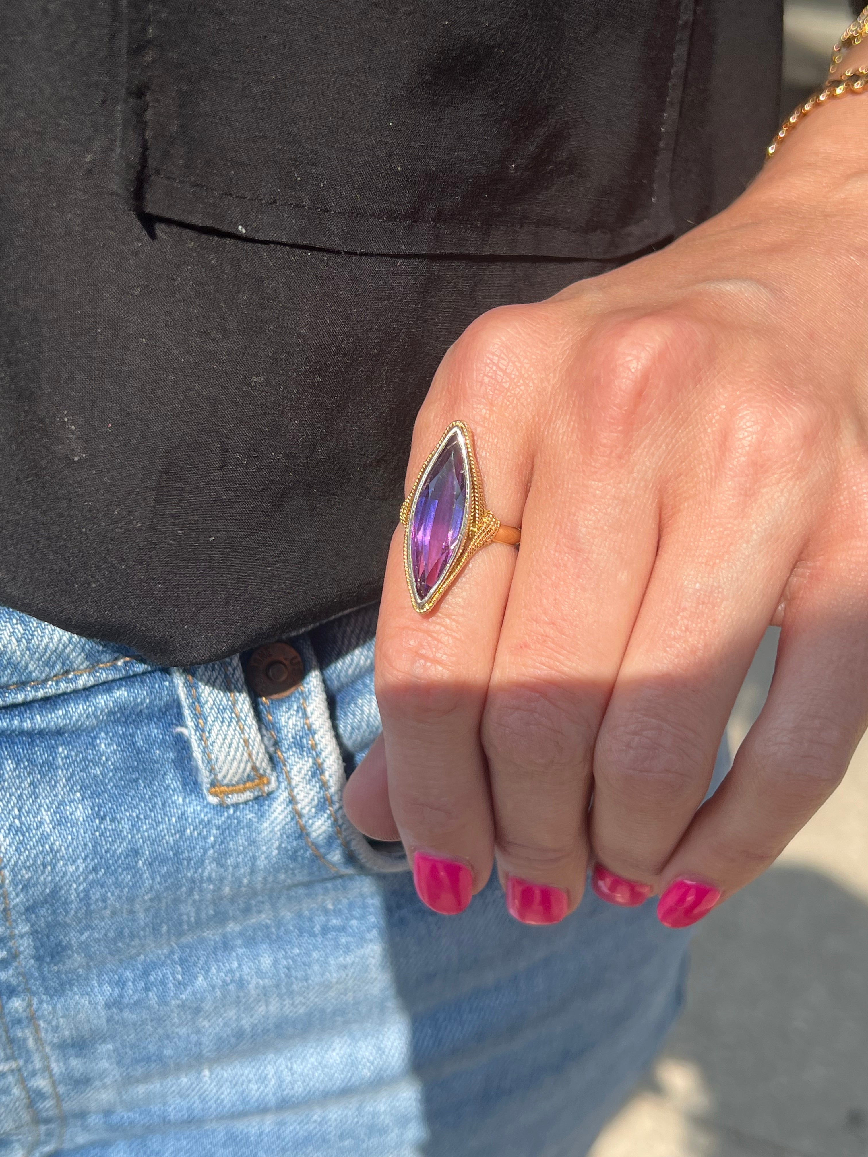 Vintage 18k Synthetic Alexandrite Ring