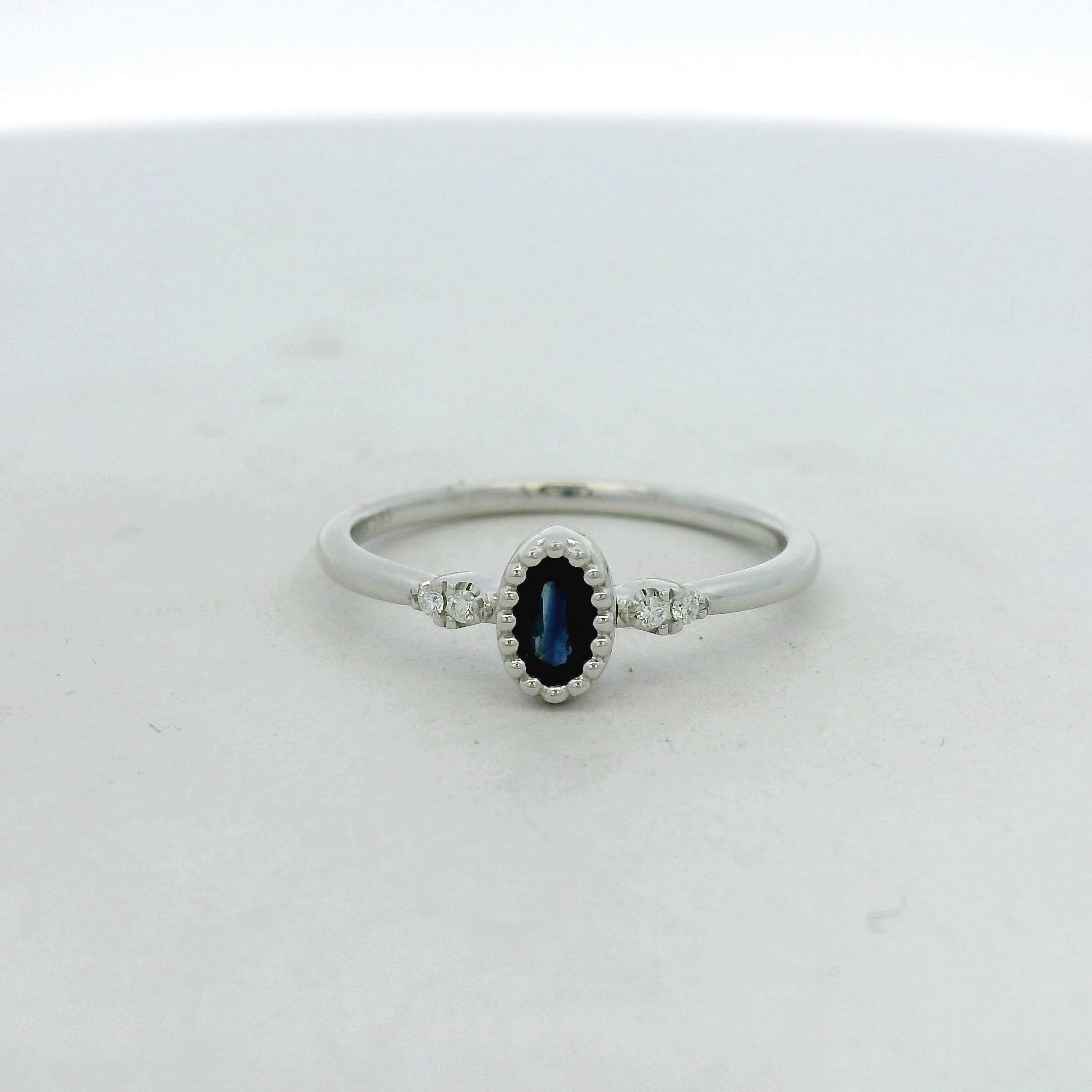 White Gold Deep Blue Sapphire Multi-stone Ring