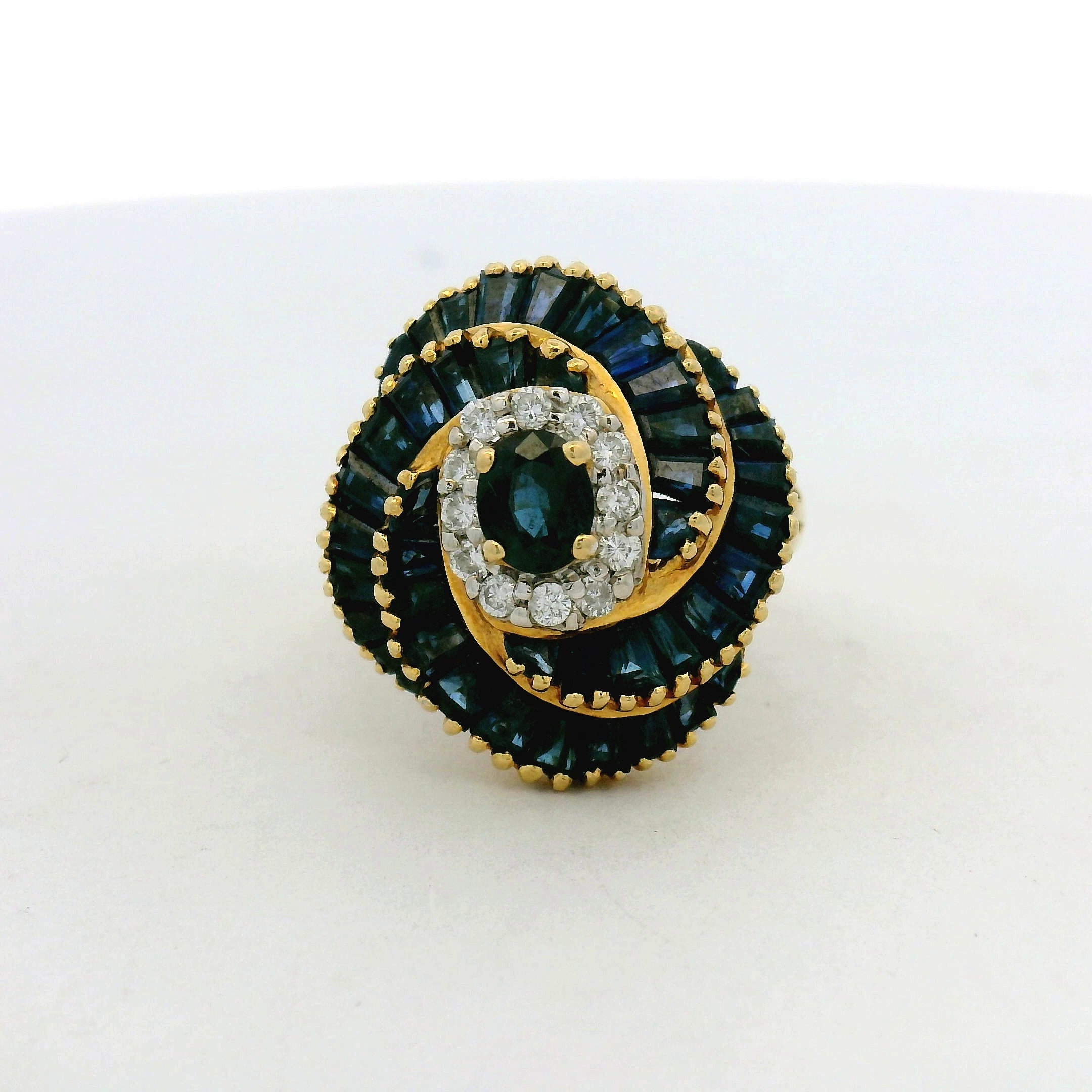 18kt Yellow Gold Deep Blue Sapphire Spiral Cocktail Ring