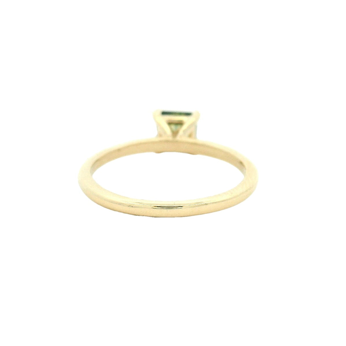 Elegant Green Gemstone Ring