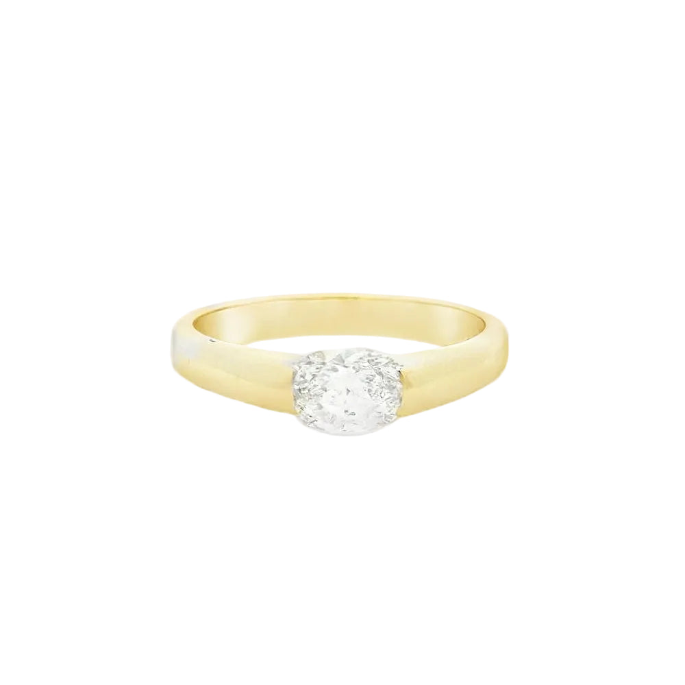Elegant Gold Diamond Ring