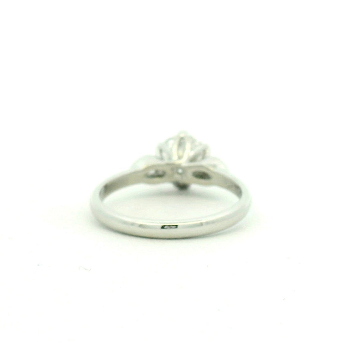 Elegant Diamond Engagement Ring