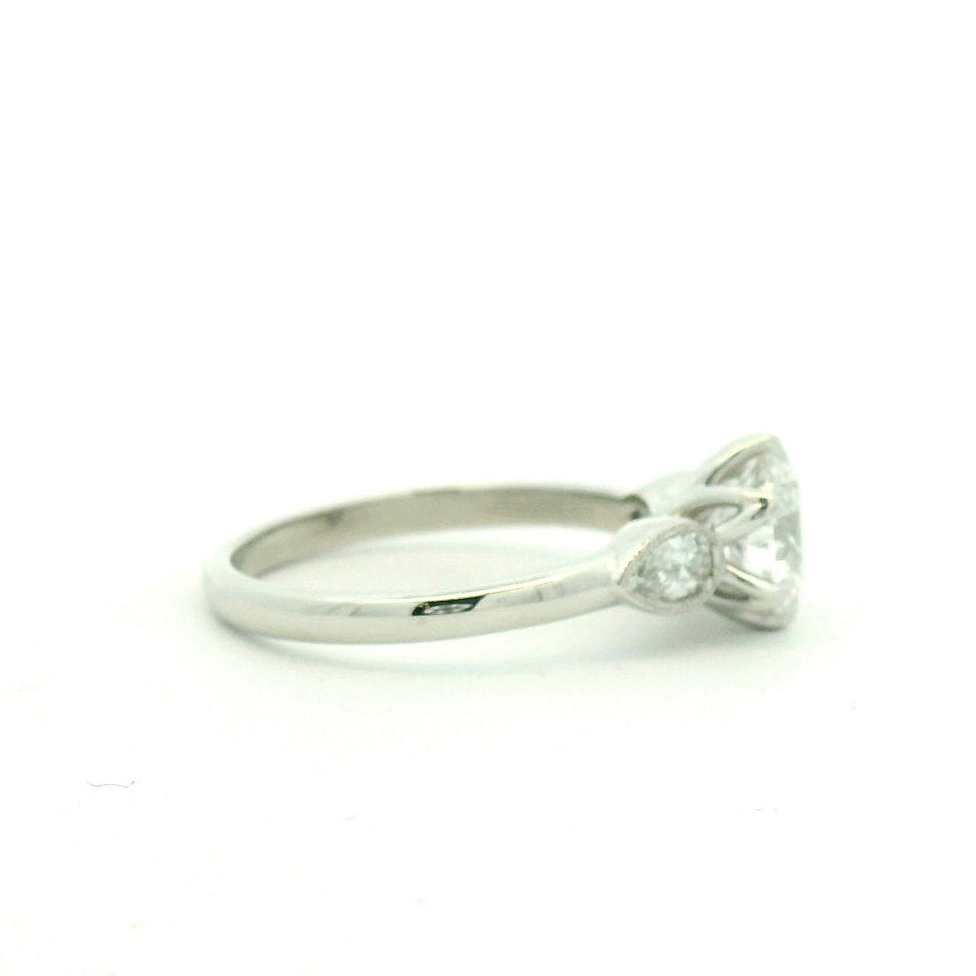 Elegant Diamond Engagement Ring