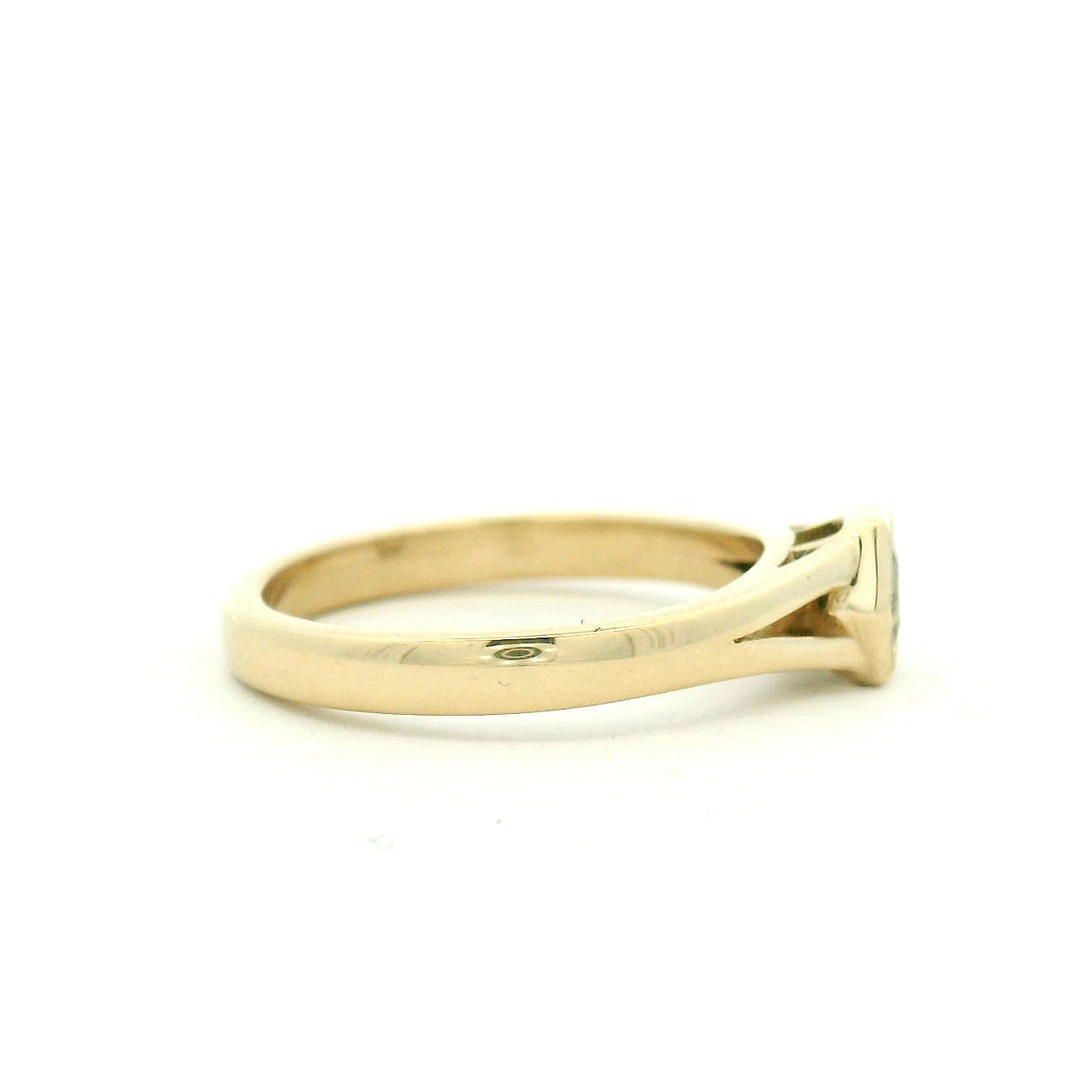 14KYG Sapphire Engagement Ring