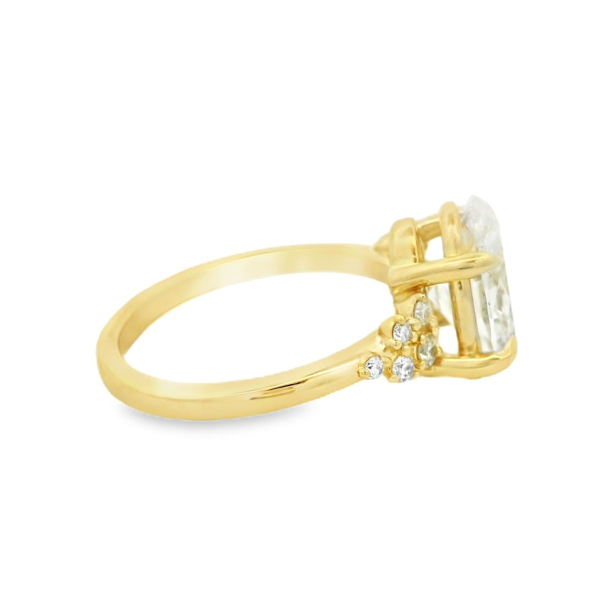 14KYG Lab Grown Oval Diamond Engagement Ring