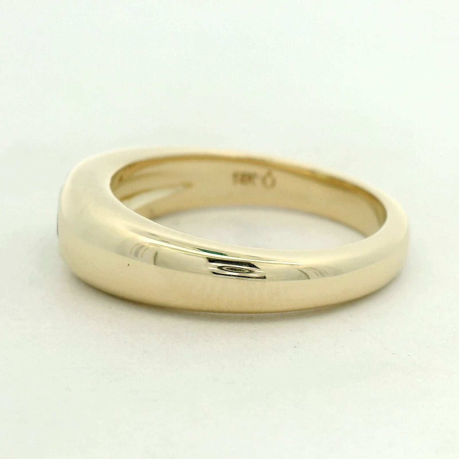 Flush Set Sapphire ring