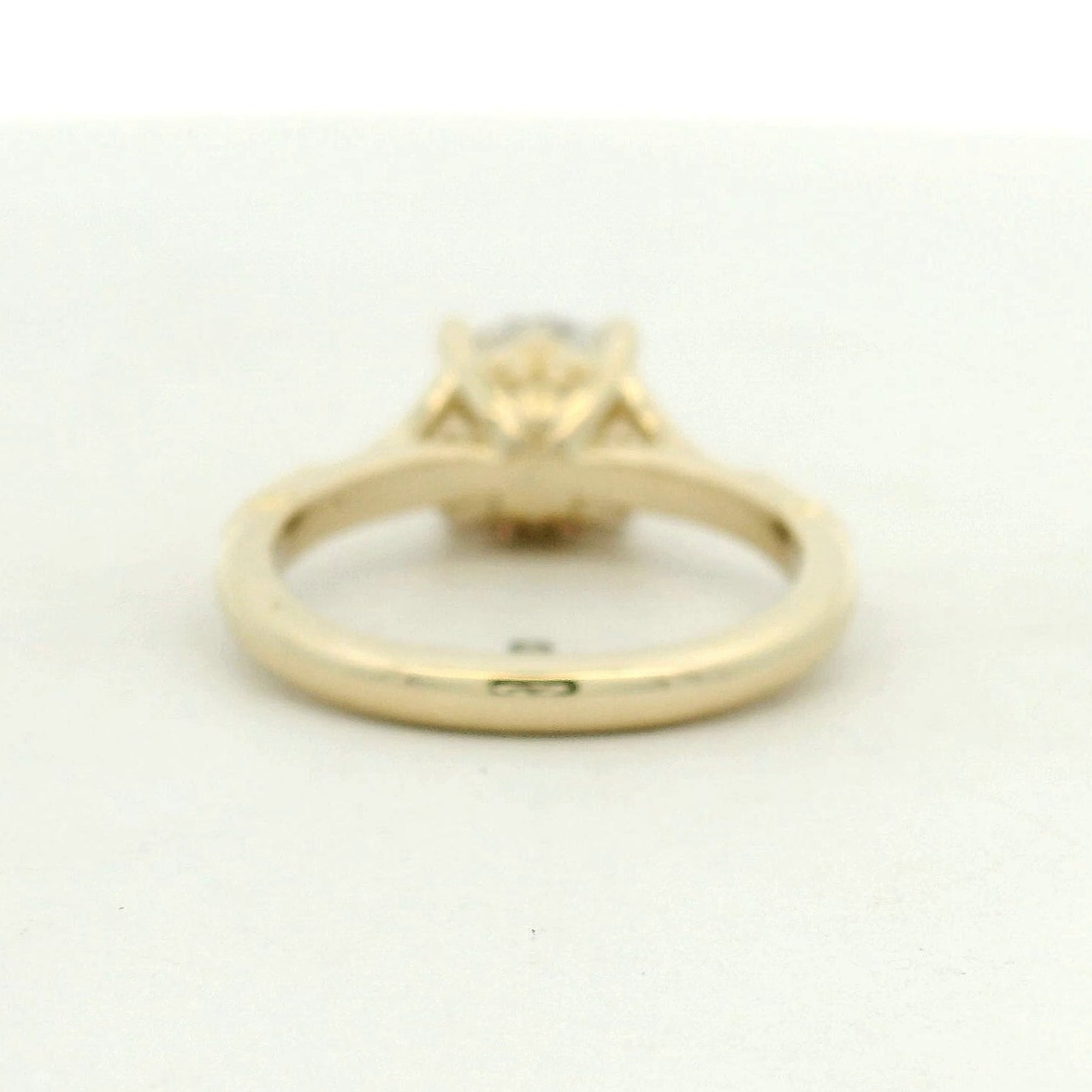 14k solitaire vintage style band Round 1.5 ct dia prong set