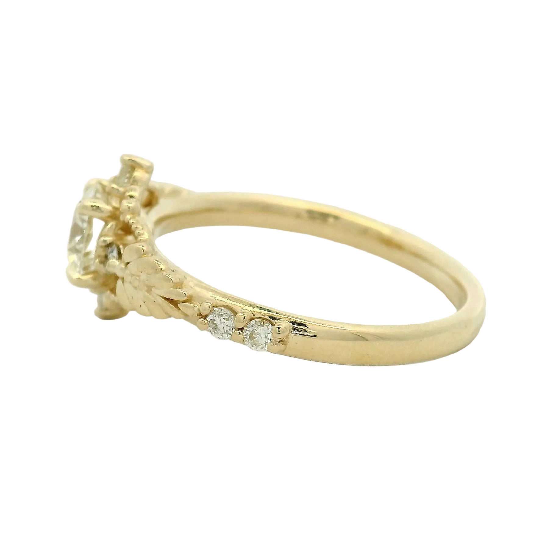 Vintage-Inspired Floral Diamond Ring in Yellow Gold
