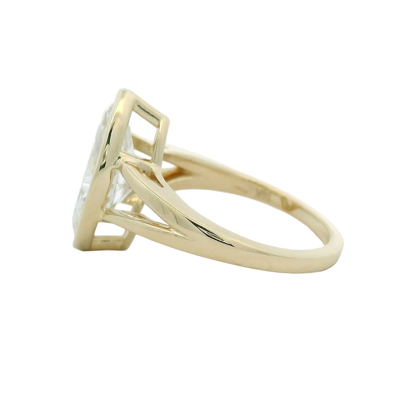 Marquise Diamond Bezel Solitaire Ring in Yellow Gold
