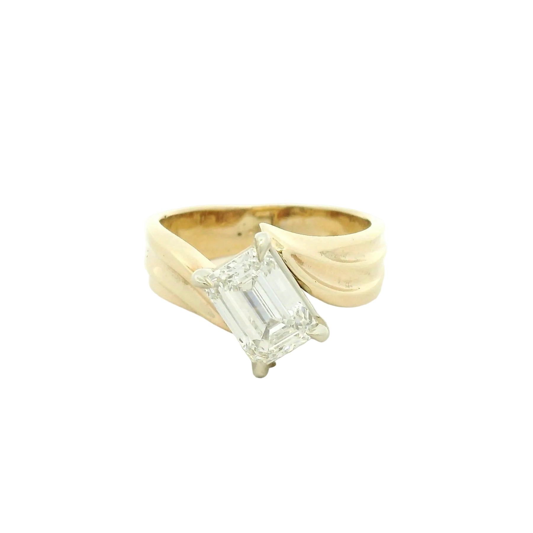 Emerald-Cut Diamond Bypass Solitaire Ring in Yellow Gold