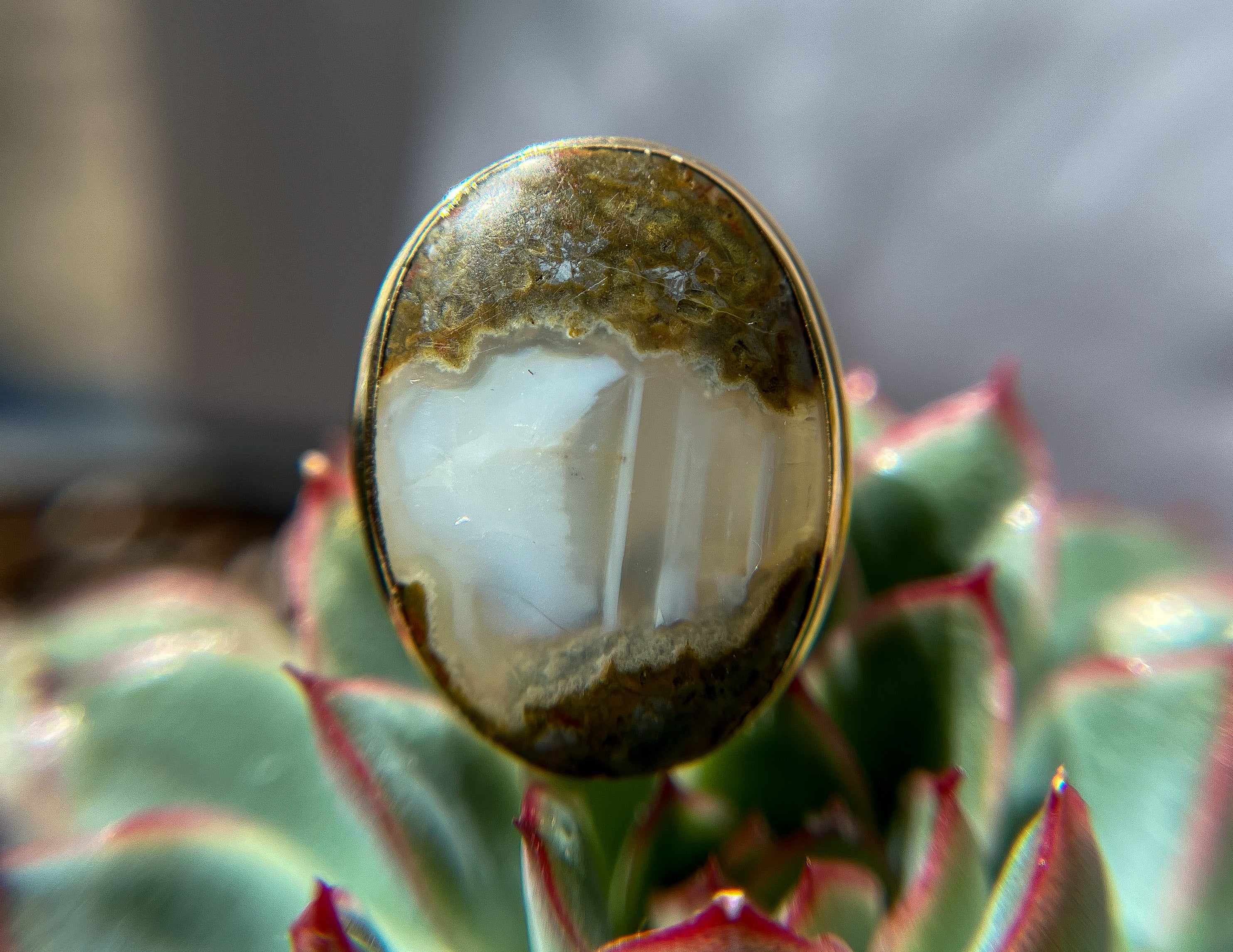 Vintage 14k Agate Ring
