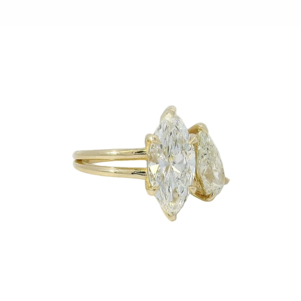 Yellow Gold Ring with Pear Cut Diamonds