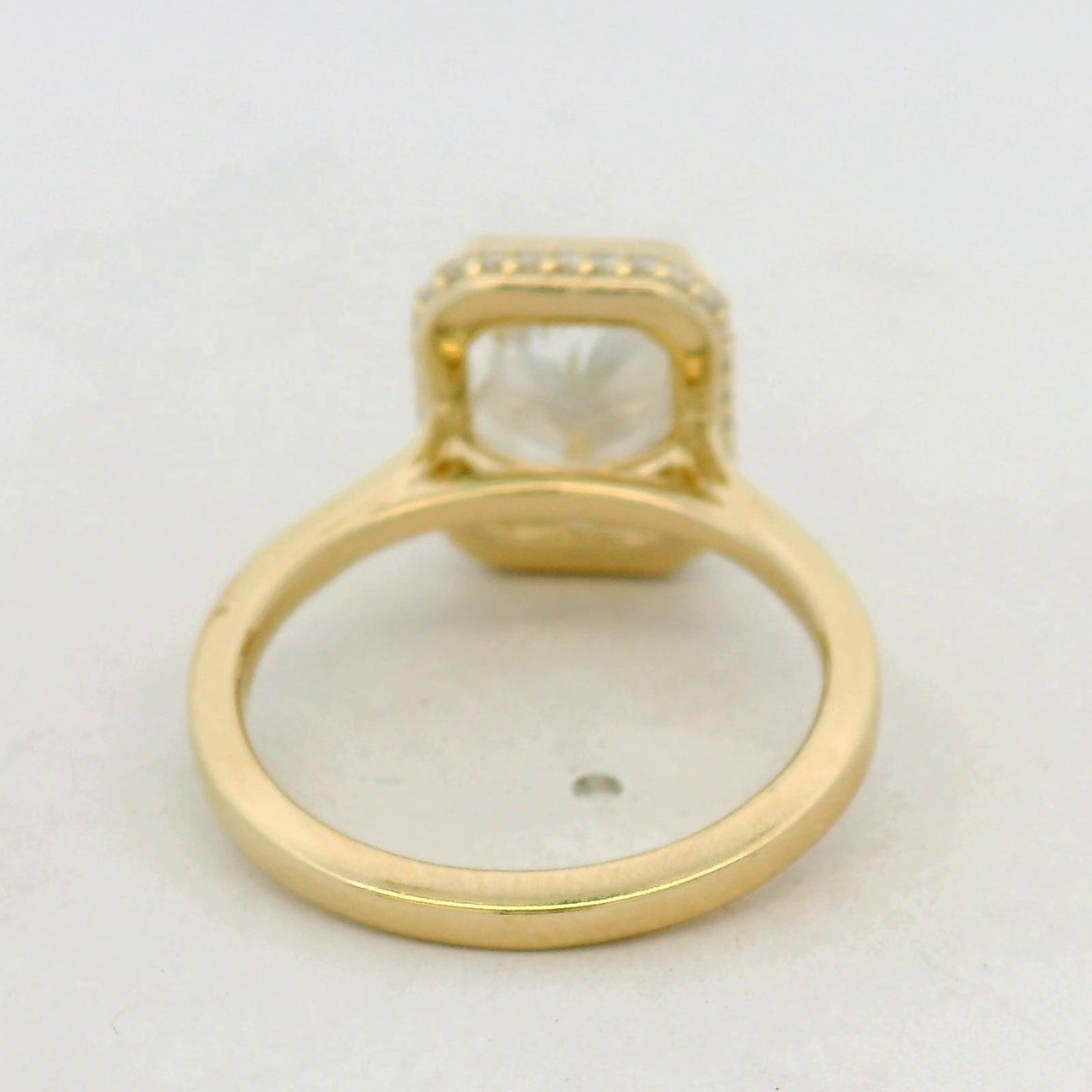 Radiant-Cut Diamond Bezel-Set Solitaire Ring in Yellow Gold