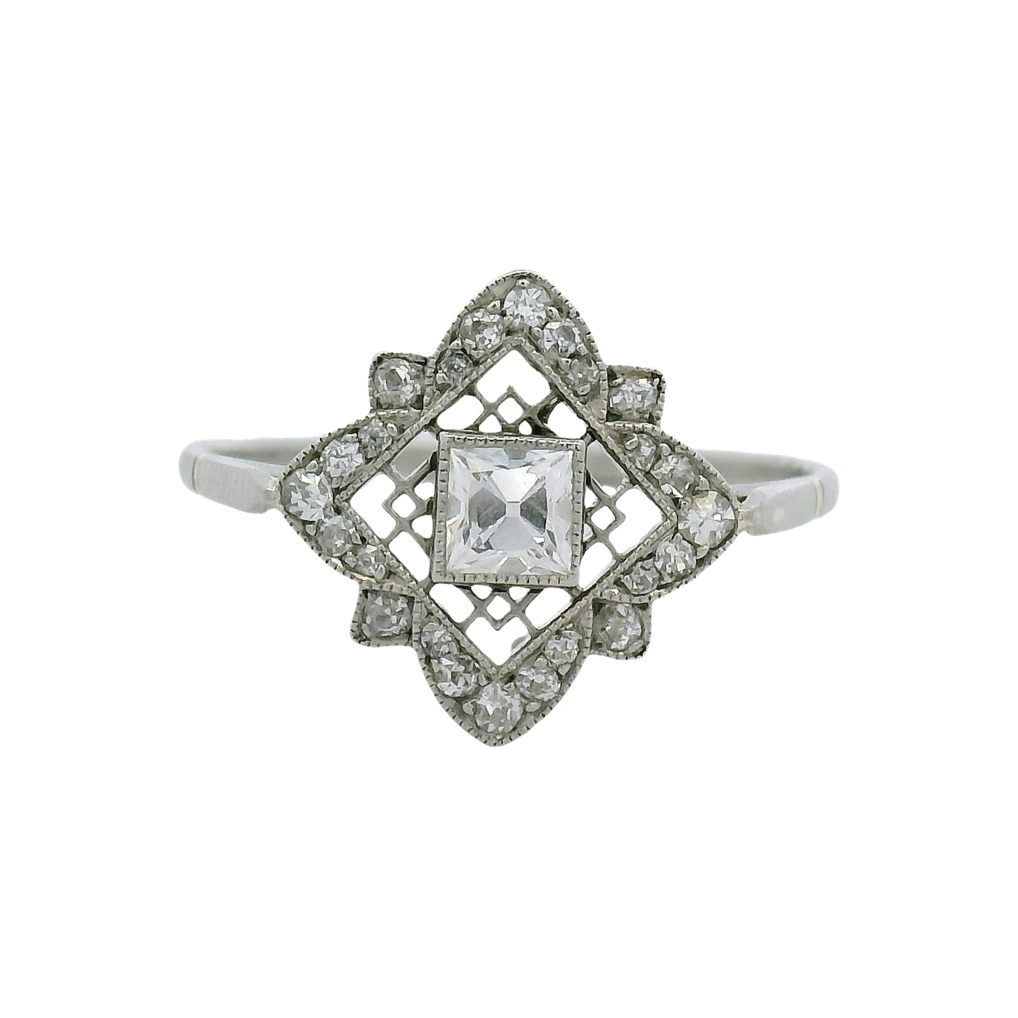 Vintage Art Deco Platinum Diamond Ring