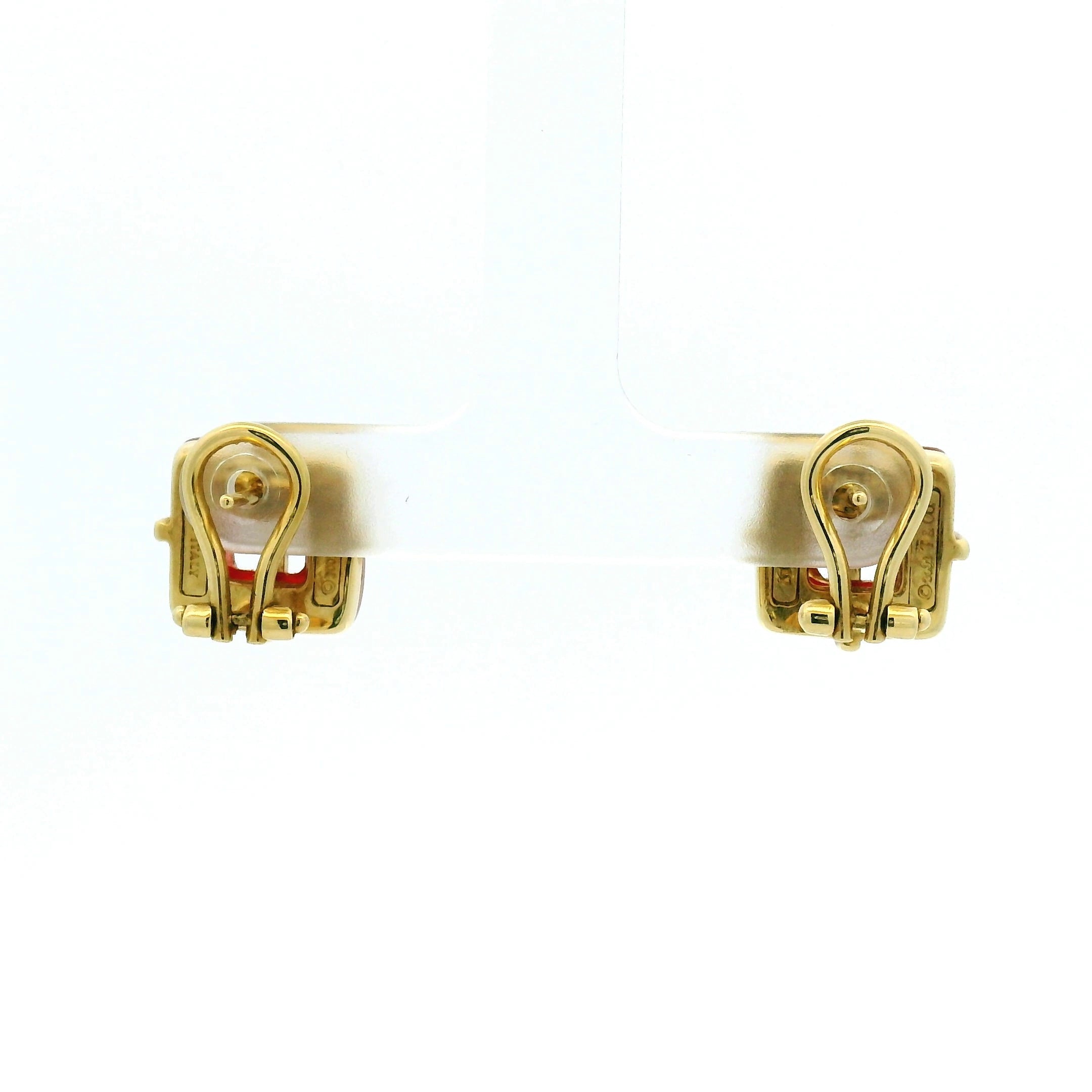 Yellow Gold Carved Square Agate Stud Earrings