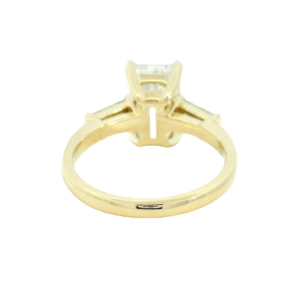 Elegant Emerald Cut Diamond Ring
