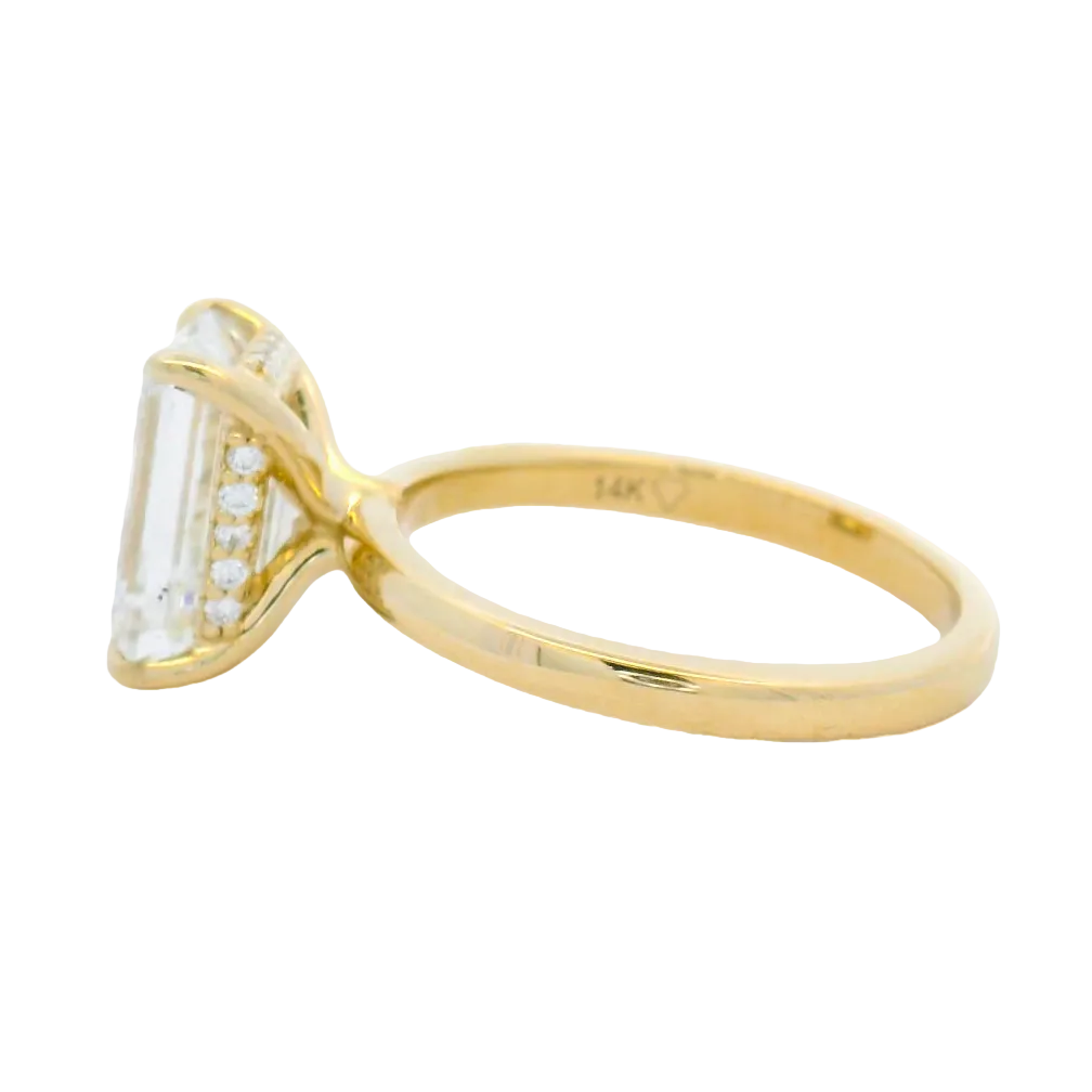 Elegant Emerald-Cut Diamond Ring
