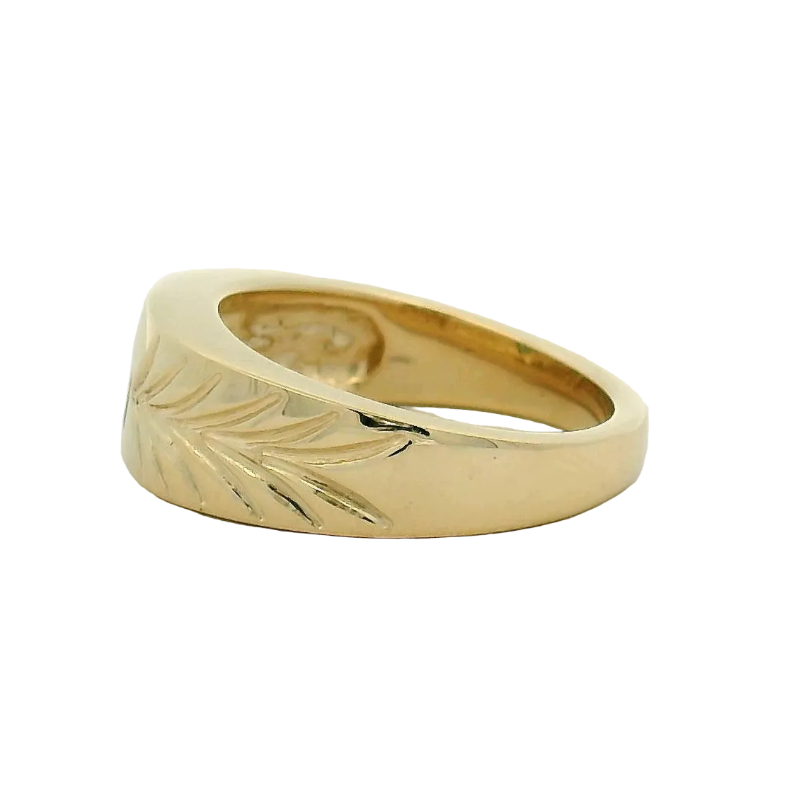 Yellow Gold Green Sapphire Ring with Engraved Leaf Motif