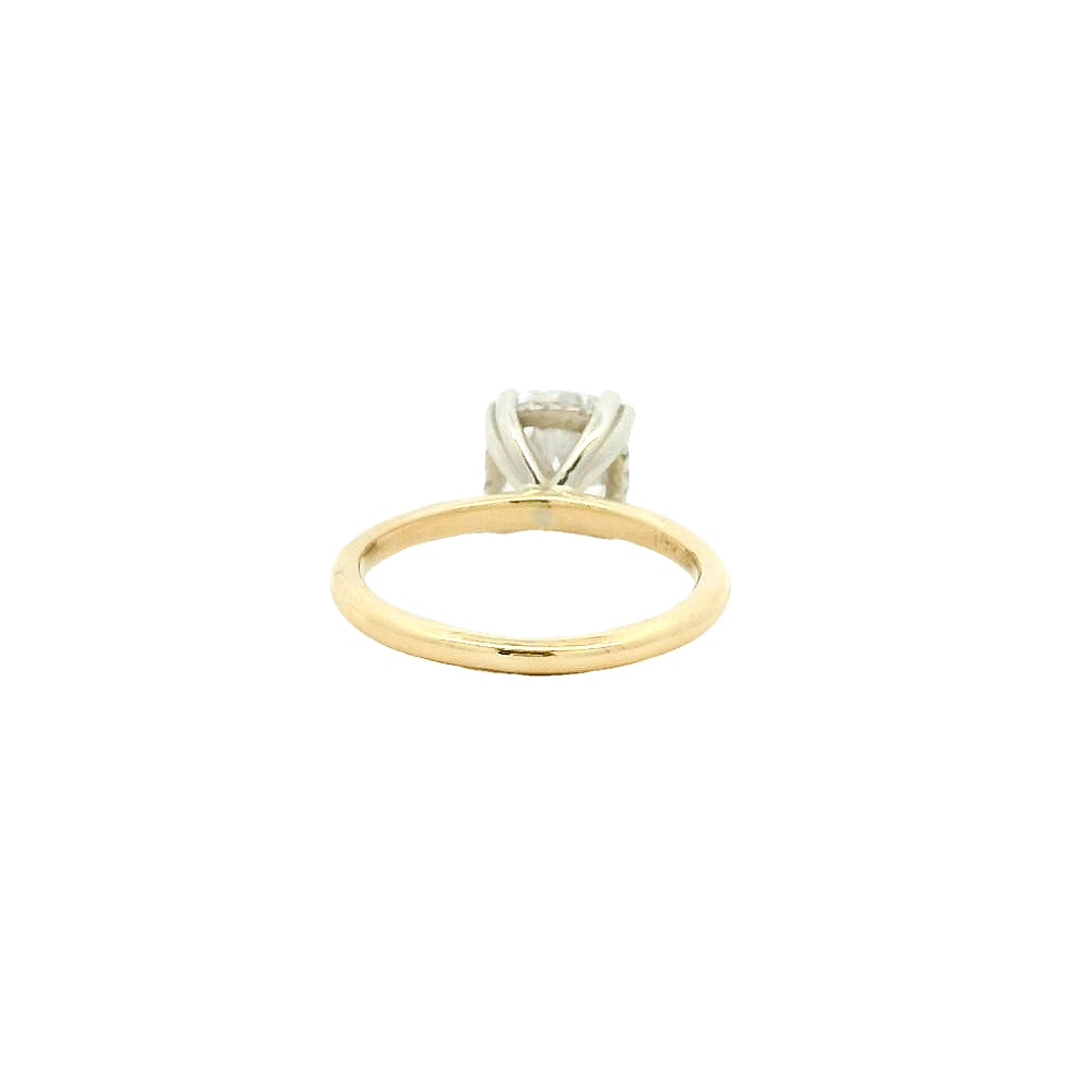 Elegant Diamond Ring