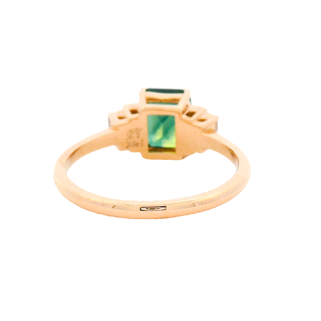 Elegant Green Gemstone Ring