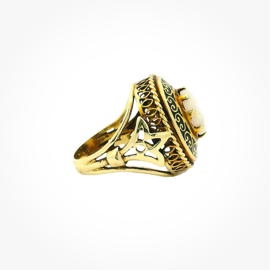 Vintage 14k Opal Ring