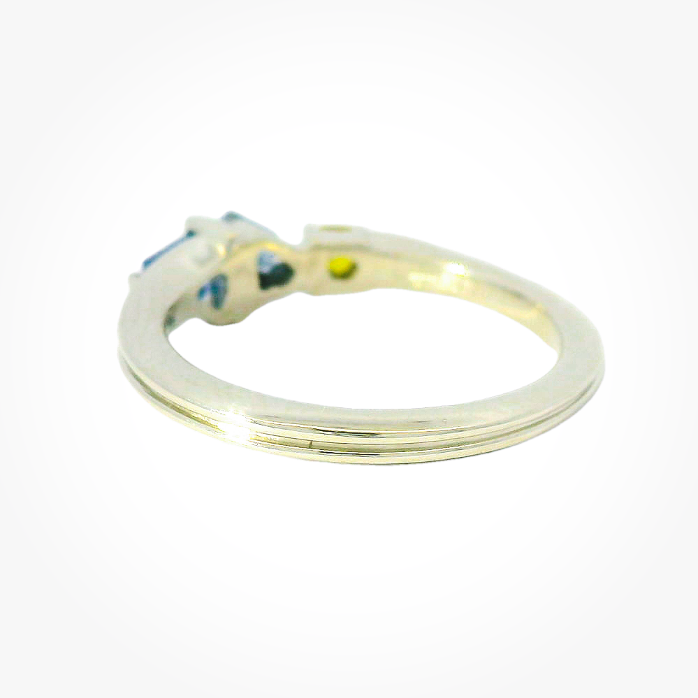 Elegant White Gold Ring with Gemstones