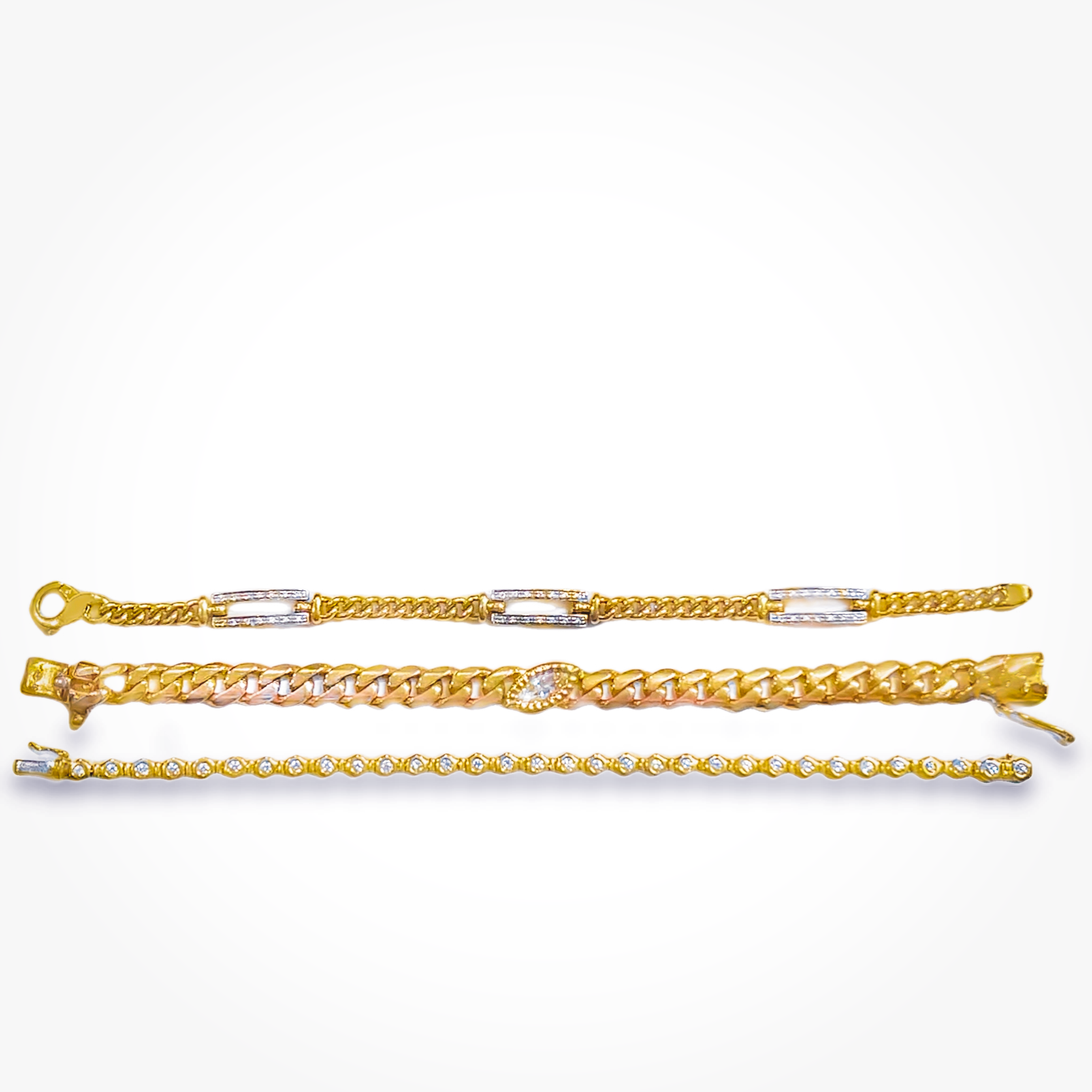 Elegant Gold Bracelets Collection
