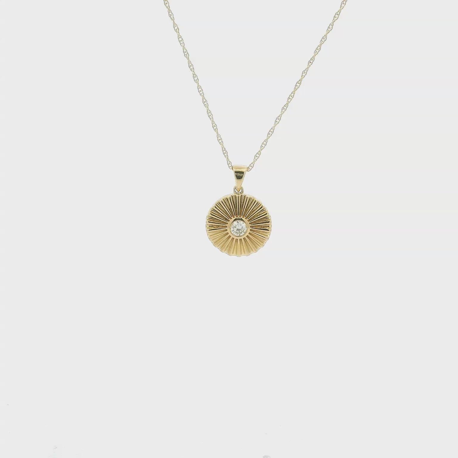 14KYG Diamond Necklace