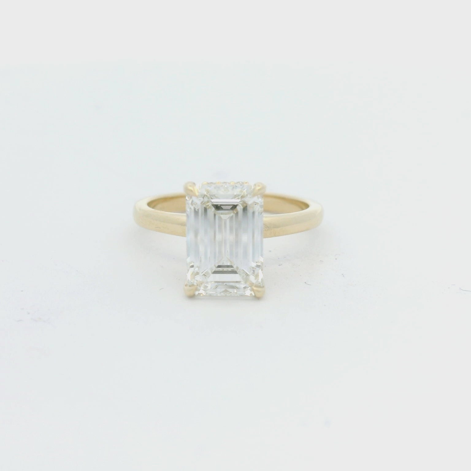 Elegant Emerald-Cut Diamond Ring