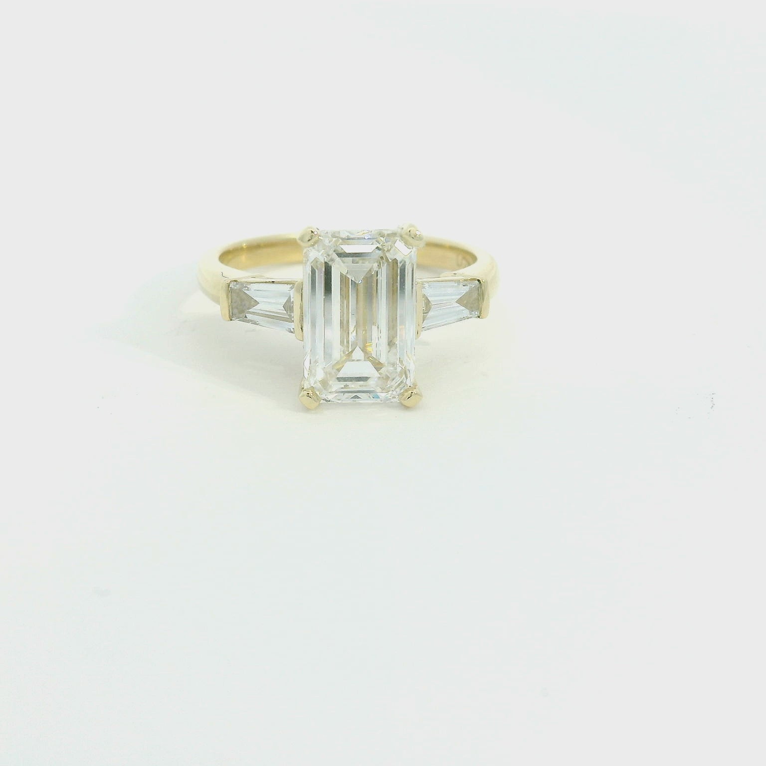 Elegant Emerald Cut Diamond Ring