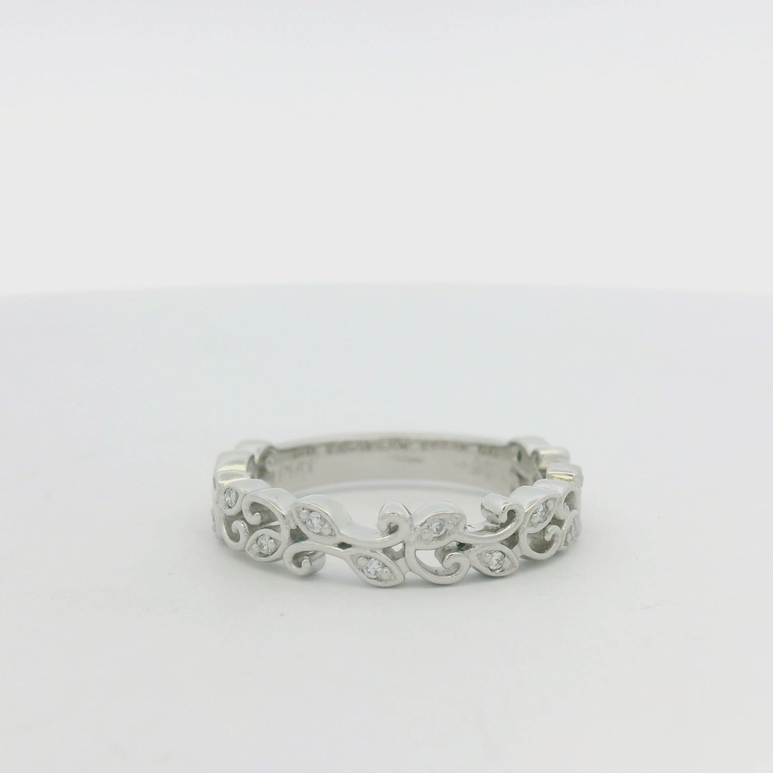 Platinum Floral Filigree Diamond Wedding Band