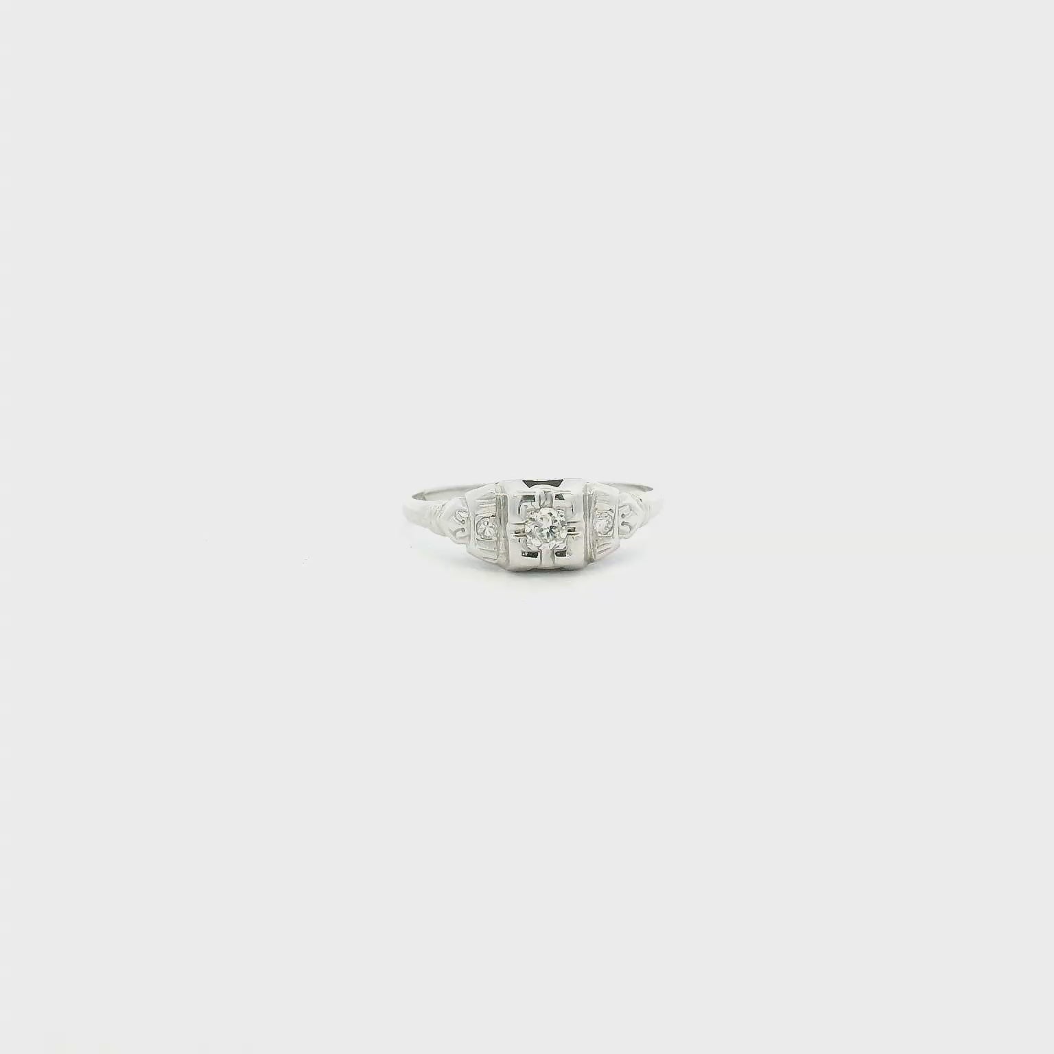 Vintage 18KWG Engagement Ring