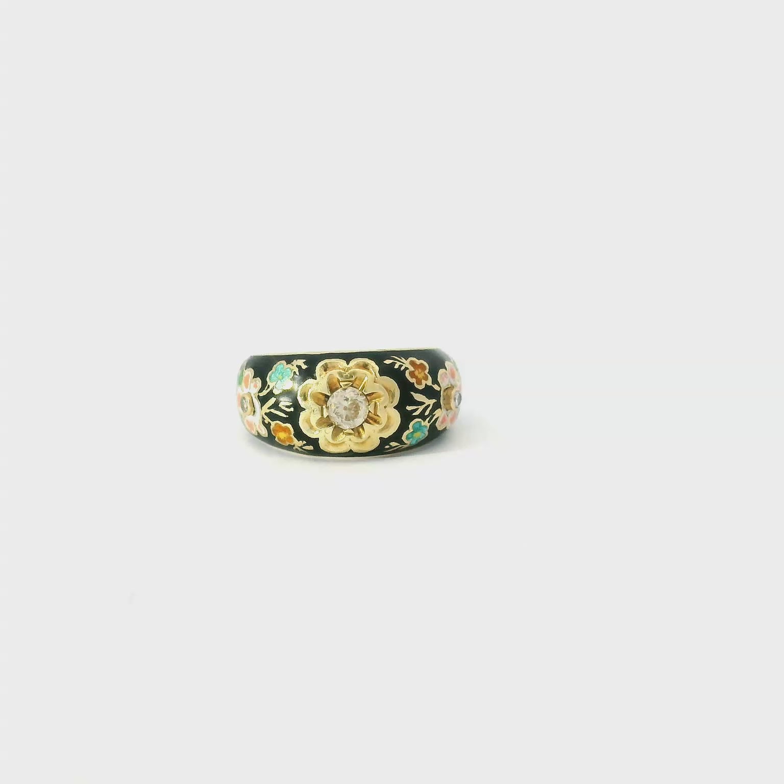 Vintage Floral Diamond Ring